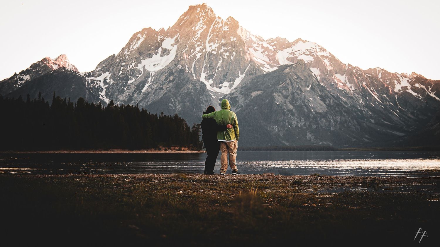 Couple portrait in Grand Tetons