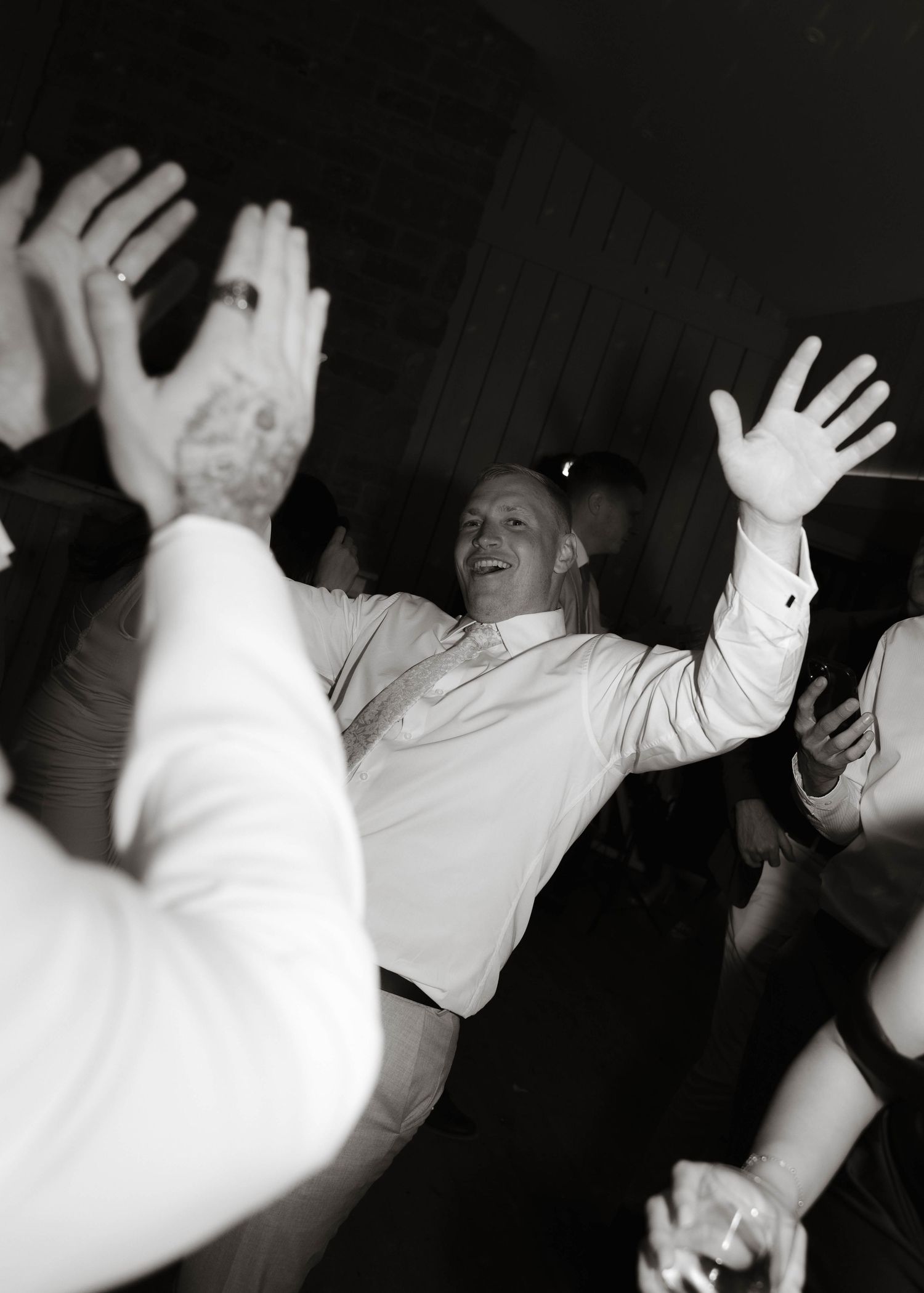guest parties during reception at Primrose Hill farm Wedding- Photo by Primrose Hill Farm Wedding Photographer, Olivia J Morgan Photography