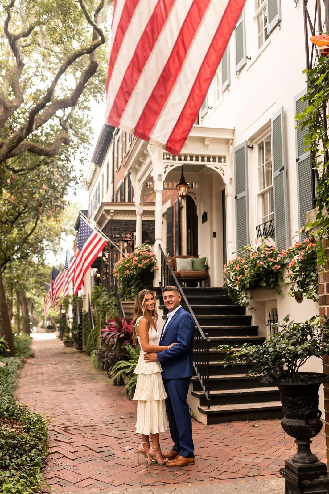 Couple portrait photography in downtown Historic Savannah