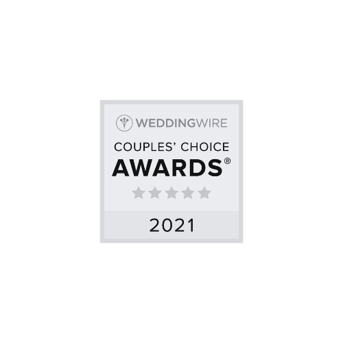 Award badge from WeddingWire including a 2021 Couples' Choice Award against white background.