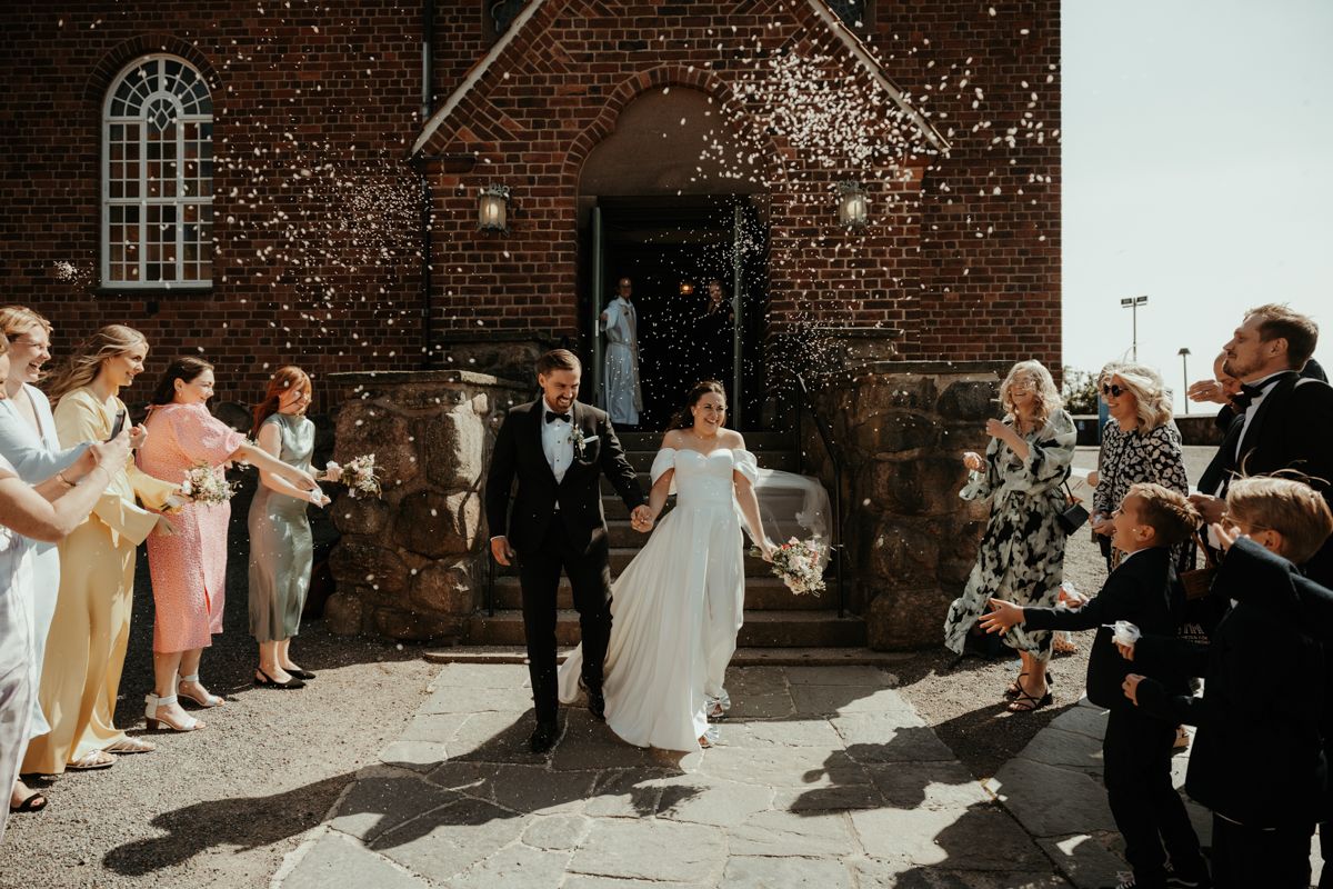 Bröllop på Överås slott i Göteborg, maj 2025. Foto: Grevholm Photography.