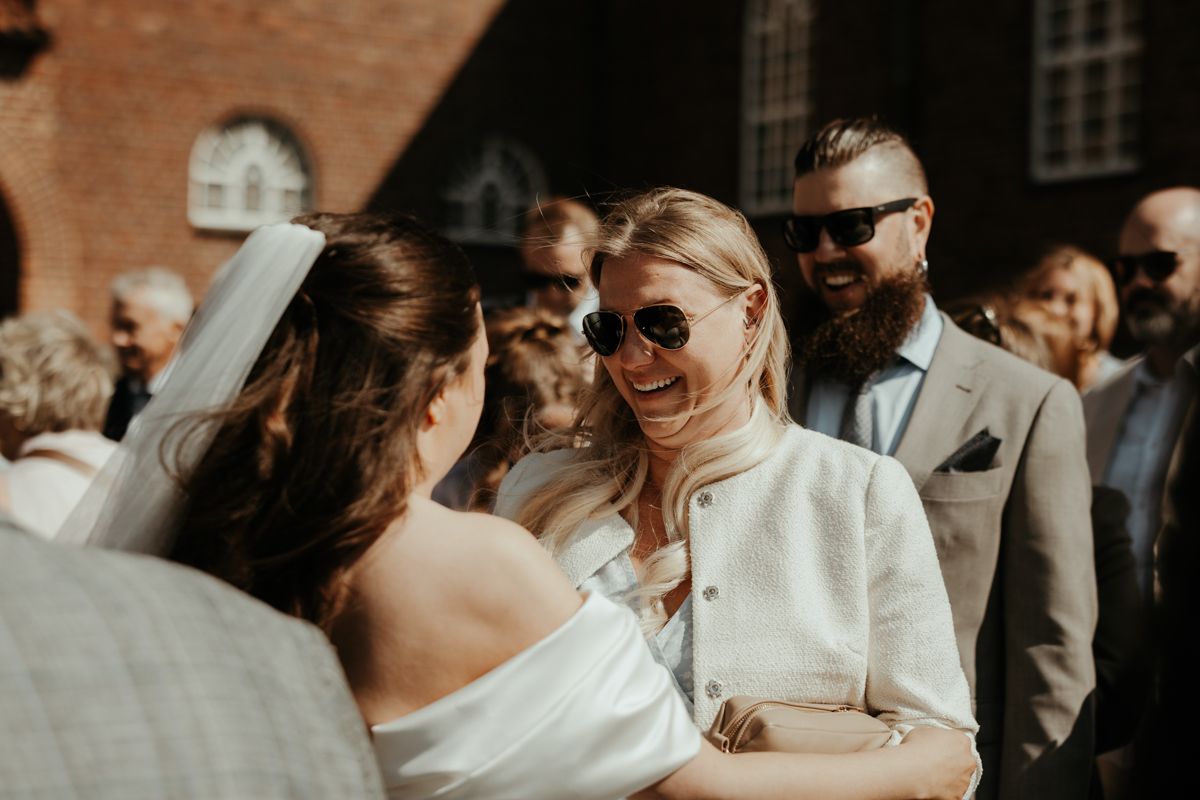 Bröllop på Överås slott i Göteborg, maj 2025. Foto: Grevholm Photography.