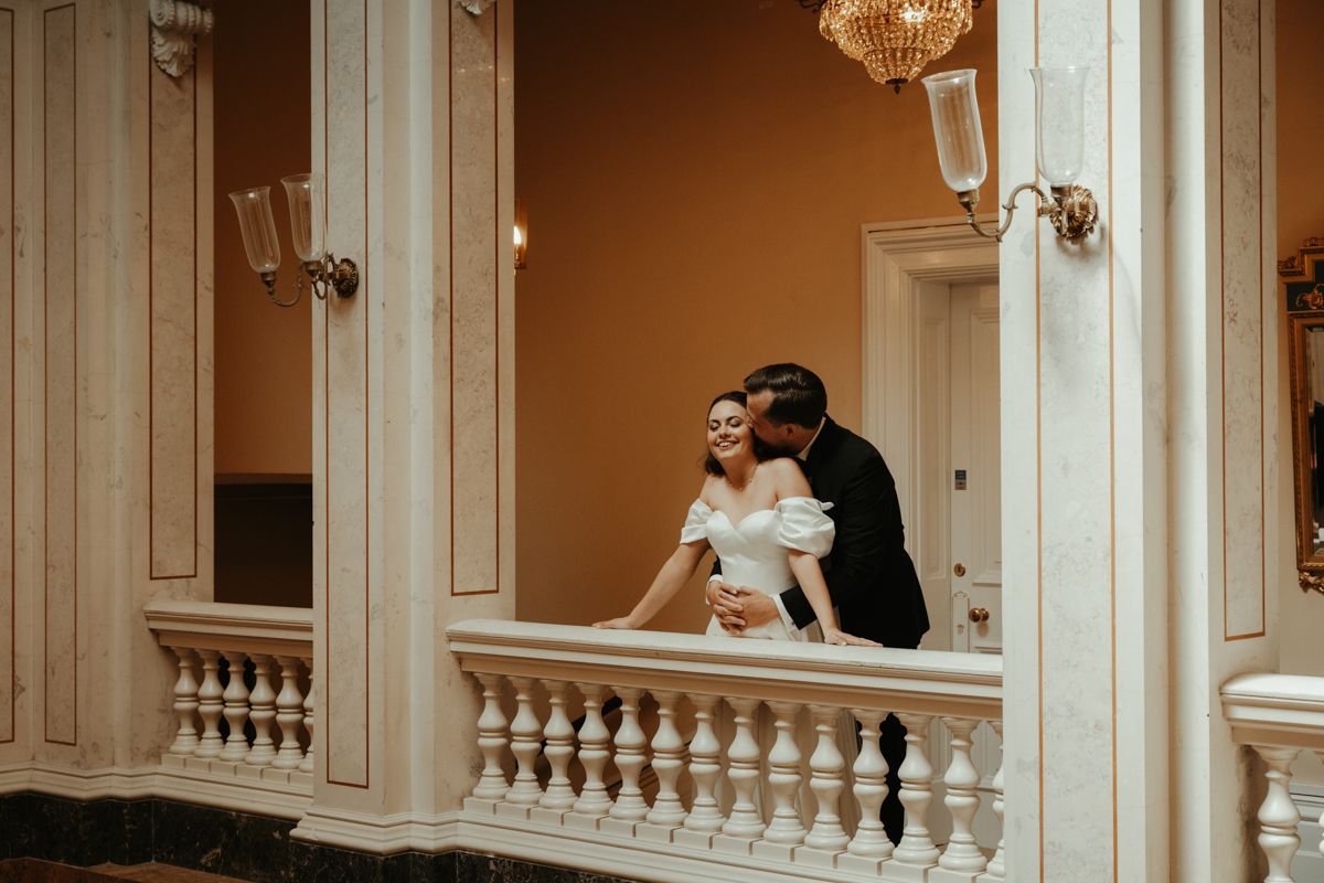 Bröllop på Överås slott i Göteborg, maj 2025. Foto: Grevholm Photography.