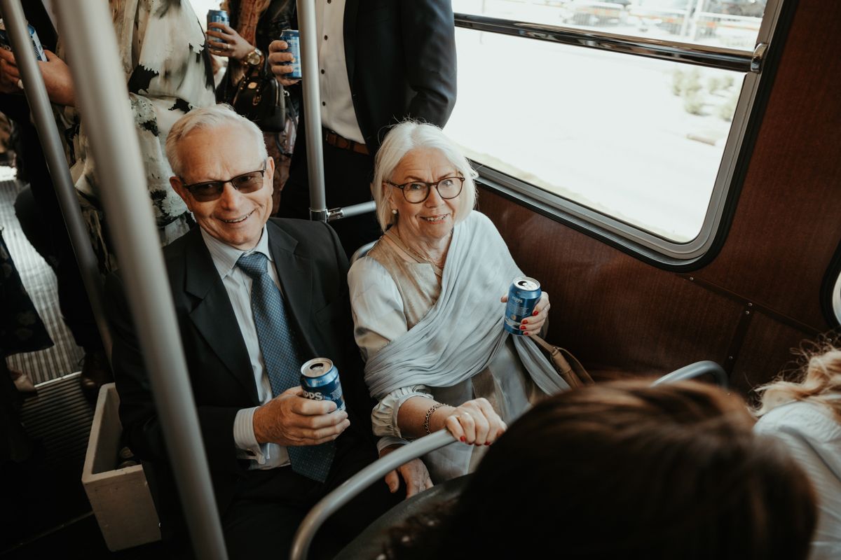 Bröllop på Överås slott i Göteborg, maj 2025. Foto: Grevholm Photography.
