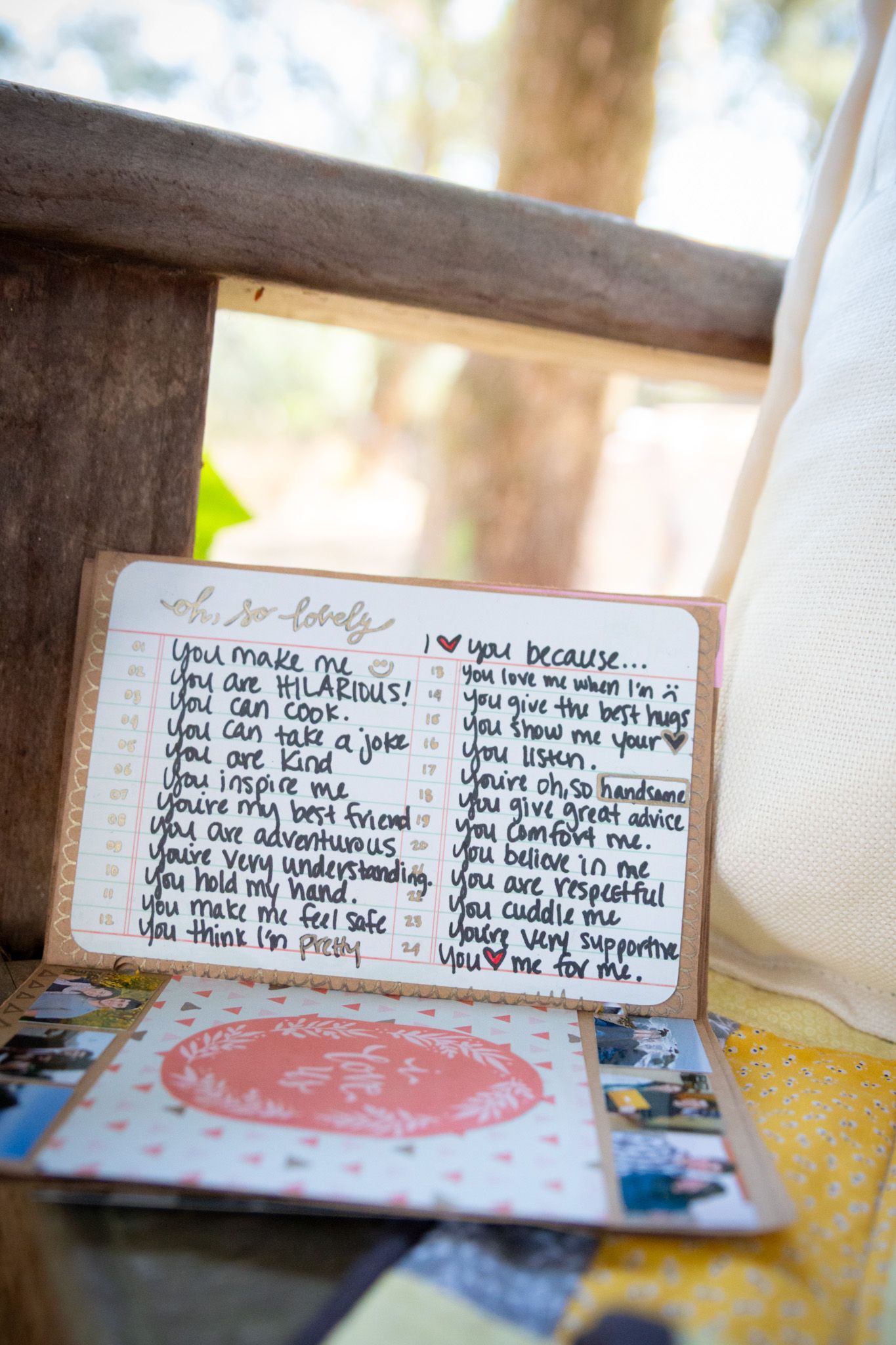 Handwritten wedding note cards with personal messages displayed on wooden surface.