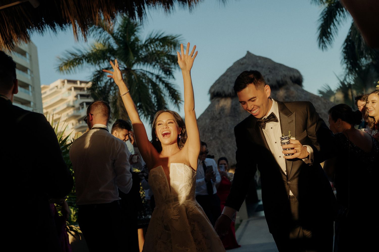 Puerto Vallarta weddings, wedding photographer, vallarta weddings, bride inspiration, luxury wed, jorge tse wedding photographer, documental