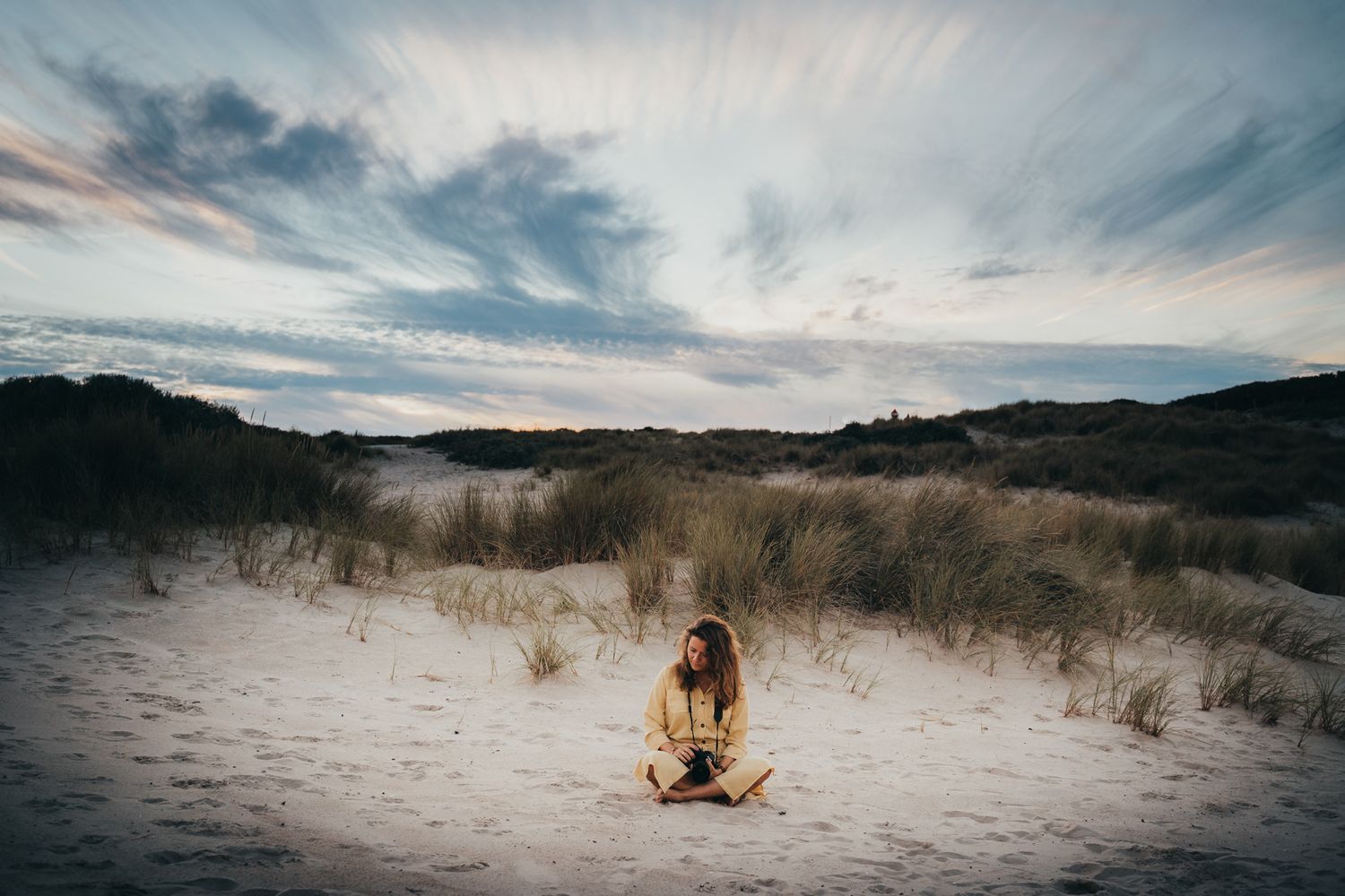 Fotoshoot in de duinen van Scheveningen