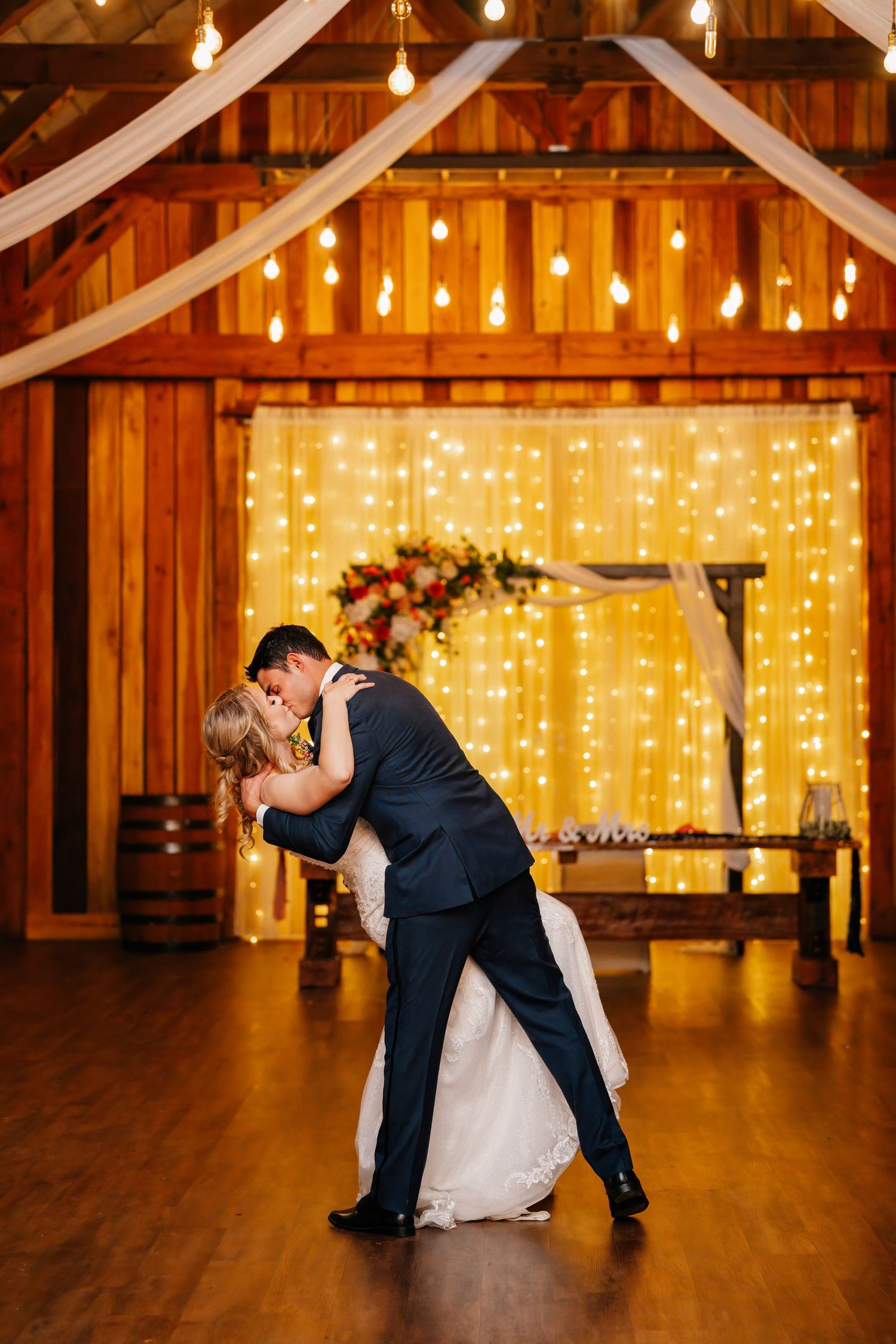 Jefferson City Wedding Photographers