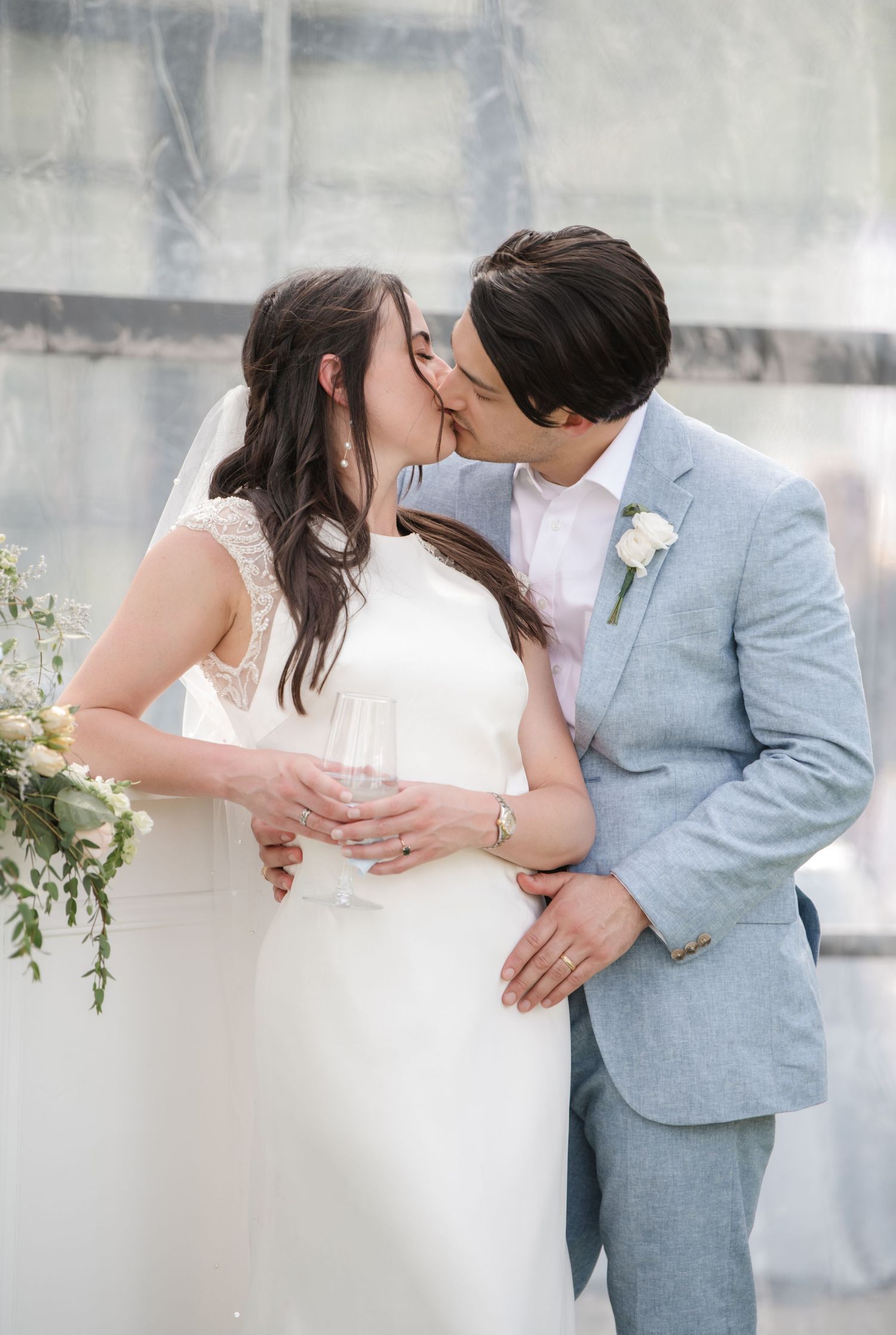 Savannah wedding photographer capturing candid, elegant moments in historic locations with Southern charm and natural light