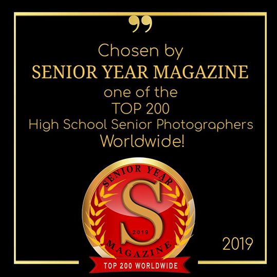 A black and gold award badge for Senior Year Magazine's Top 200 High School Senior Photographers Worldwide in 2019.