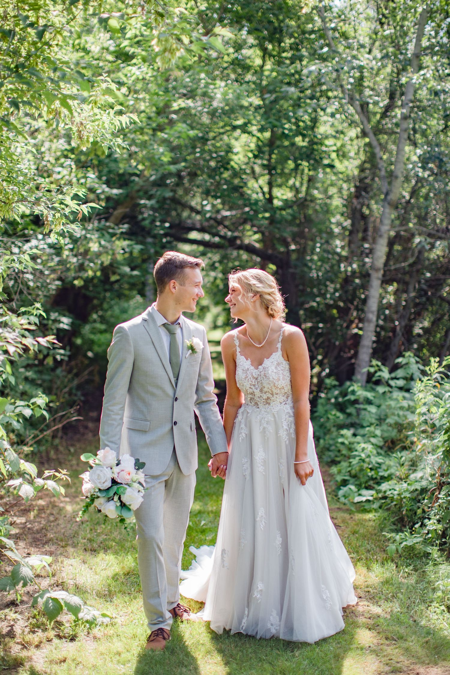 Two people photographed by Zoe Lauren Photography