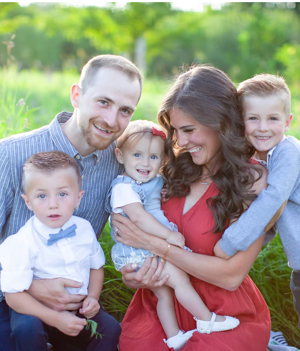 Two people photographed by Zoe Lauren Photography