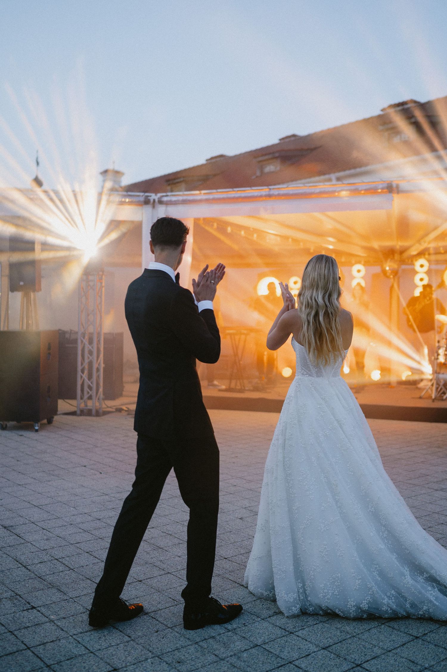 juoda/balta media vestuvių fotografas ir videografas