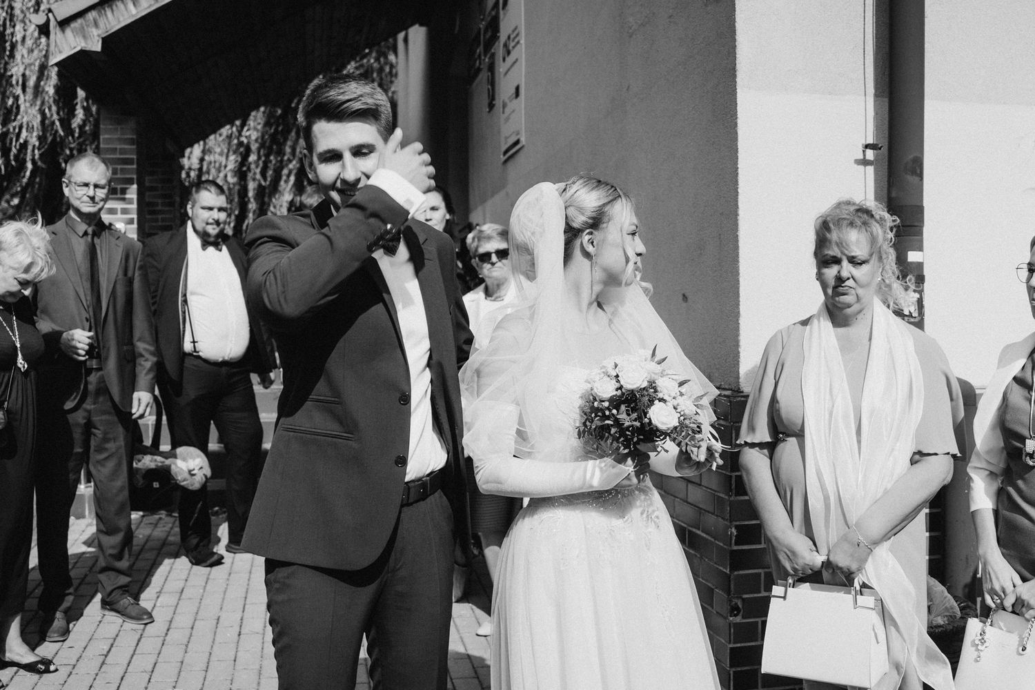 Emocjonalna fotografia ślubna – moment przysięgi, radość, wzruszenie i miłość. Reportaż ślubny, który zatrzymuje najpiękniejsze chwile