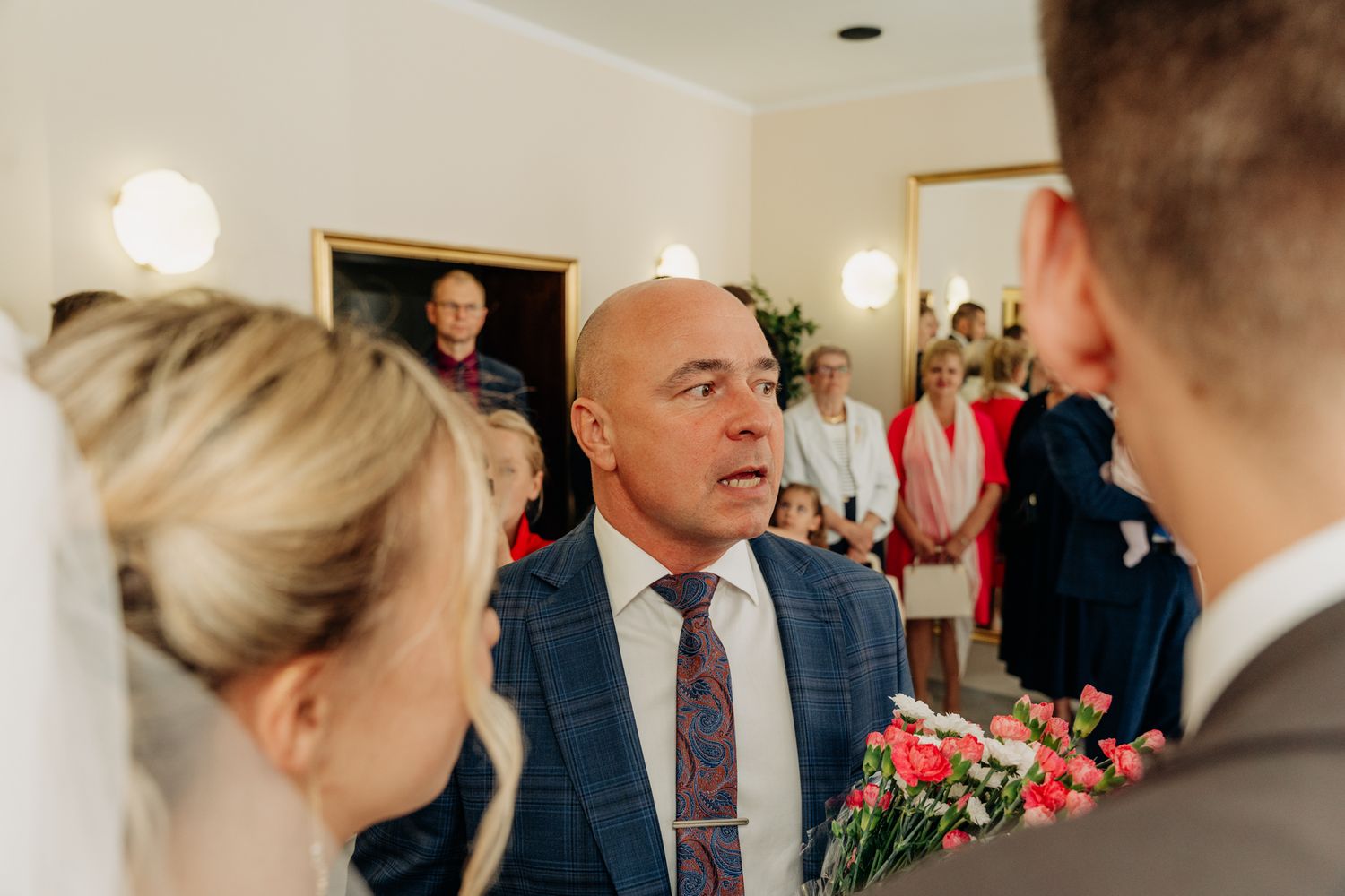 Emocjonalna fotografia ślubna – moment przysięgi, radość, wzruszenie i miłość. Reportaż ślubny, który zatrzymuje najpiękniejsze chwile