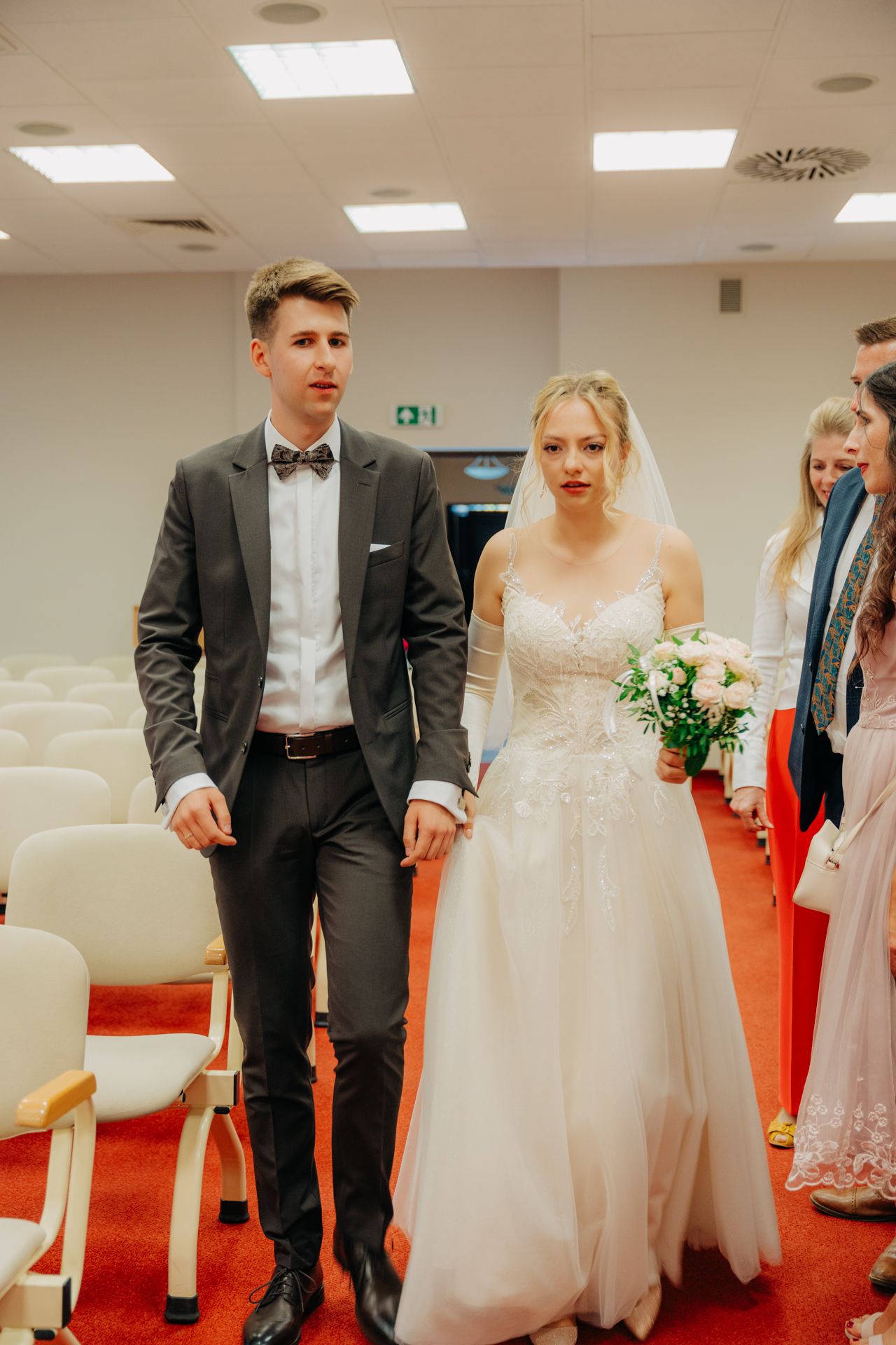 Profesjonalna fotografia portretowa – naturalne światło, autentyczność i piękno w prostocie. Indywidualna sesja, która podkreśla wyjątkowość