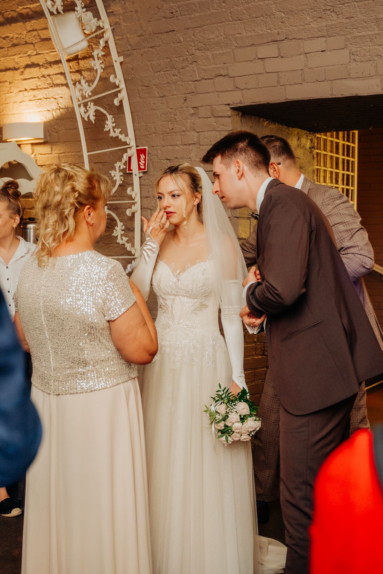 Profesjonalna fotografia portretowa – naturalne światło, autentyczność i piękno w prostocie. Indywidualna sesja, która podkreśla wyjątkowość