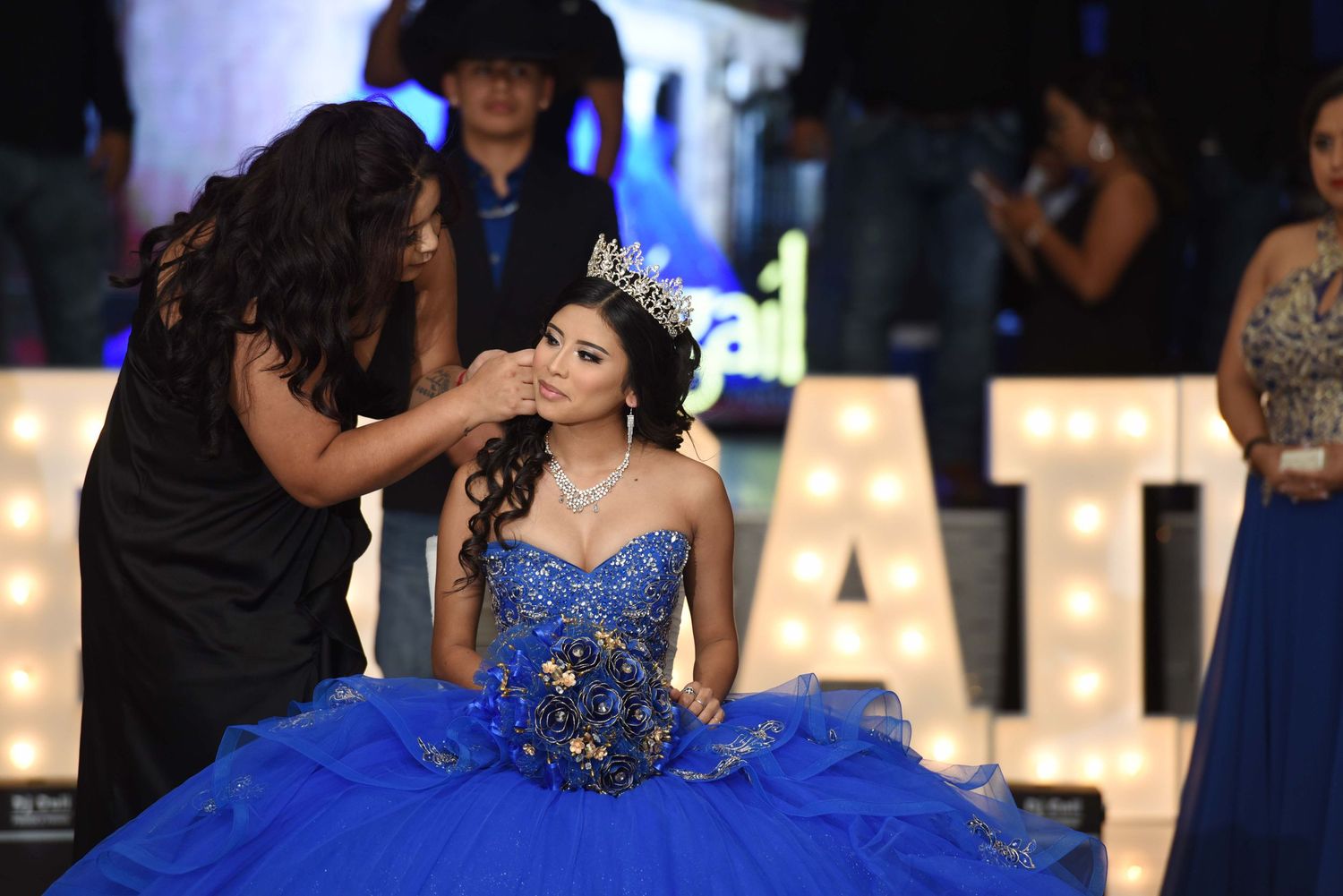 Finding the Perfect Quinceanera Photographer: A Guide to Capturing Your Special Day quinceanera photography packages
