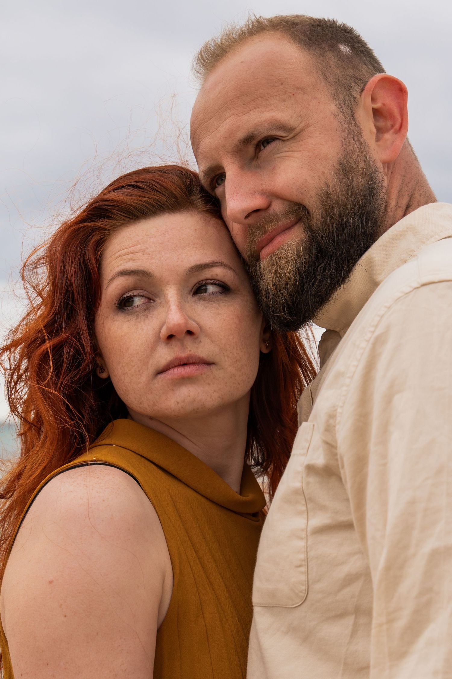 Adventure couples photography in Icelandic natural landscape