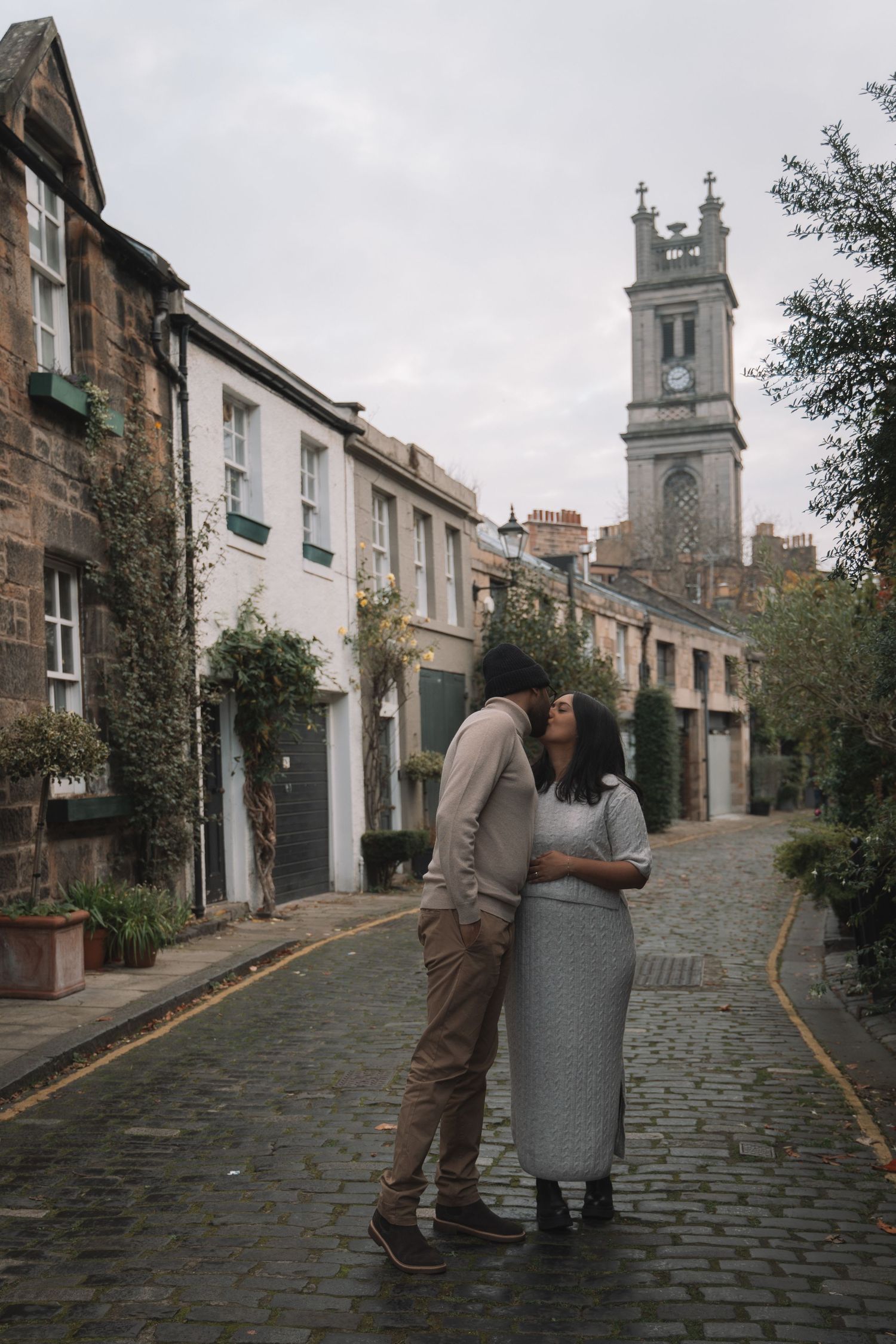 Maternity photoshoot, Circus Lane
