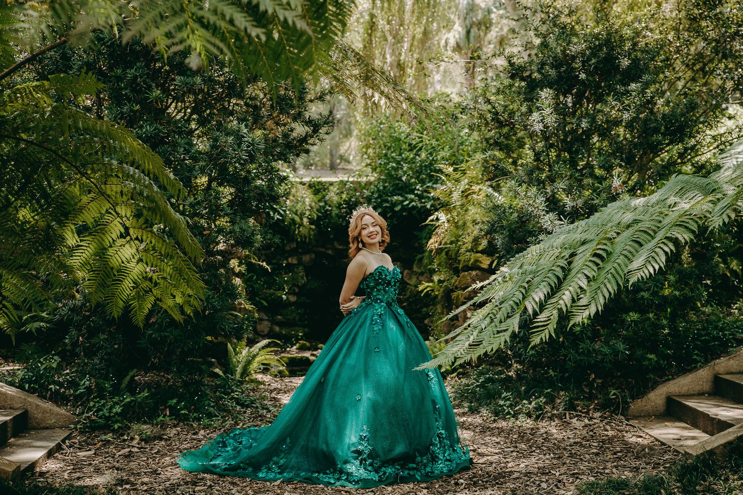 Florida quinceañera-style Sweet 16 photoshoot