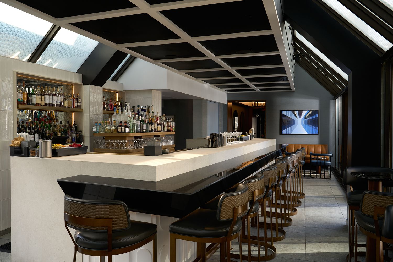 The rooftop bar at the Peninsula hotel in NY