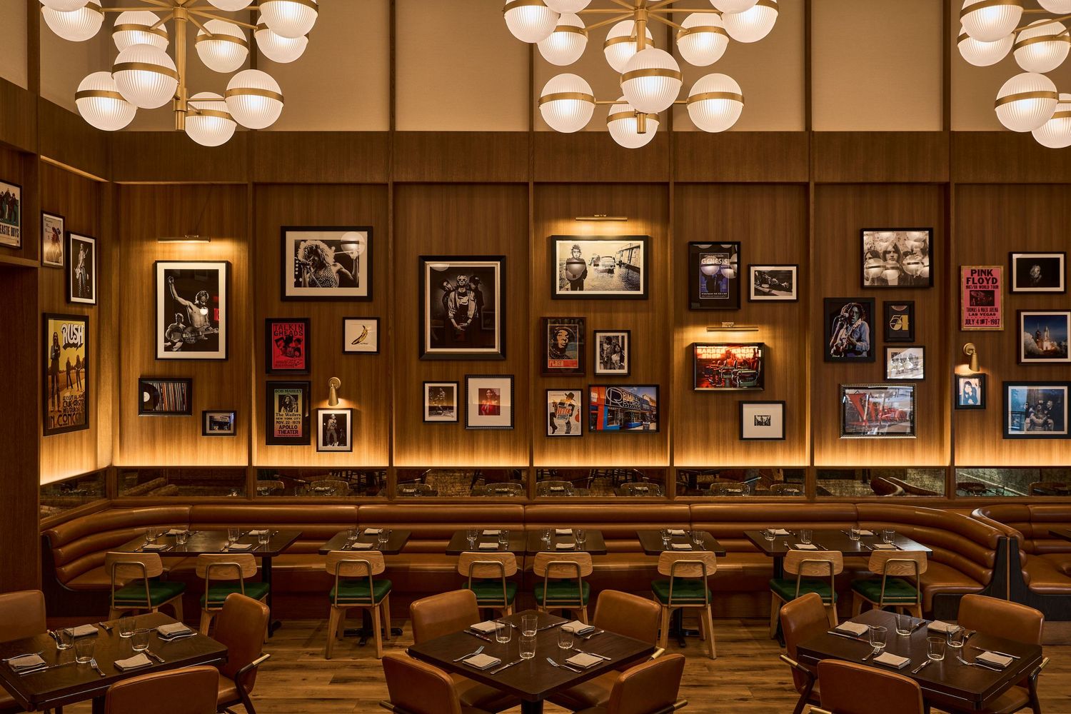 restaurant at Rio Casino Las Vegas. Design by GG-ID. Wood paneling and custom chandeliers.