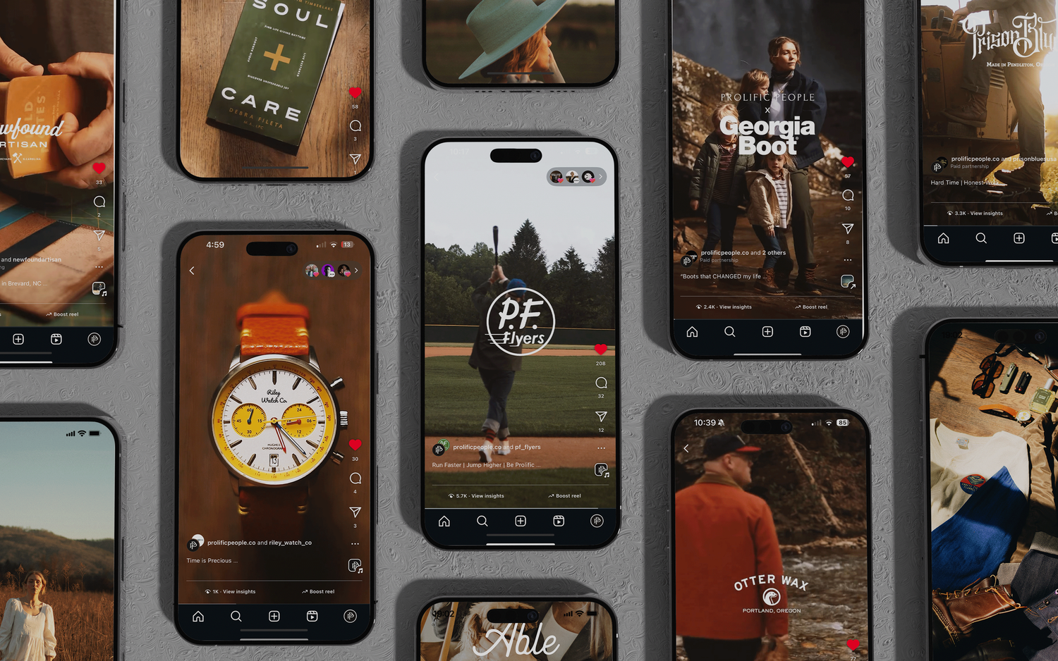 Grid display of mobile phone screens showing various lifestyle and photography content.