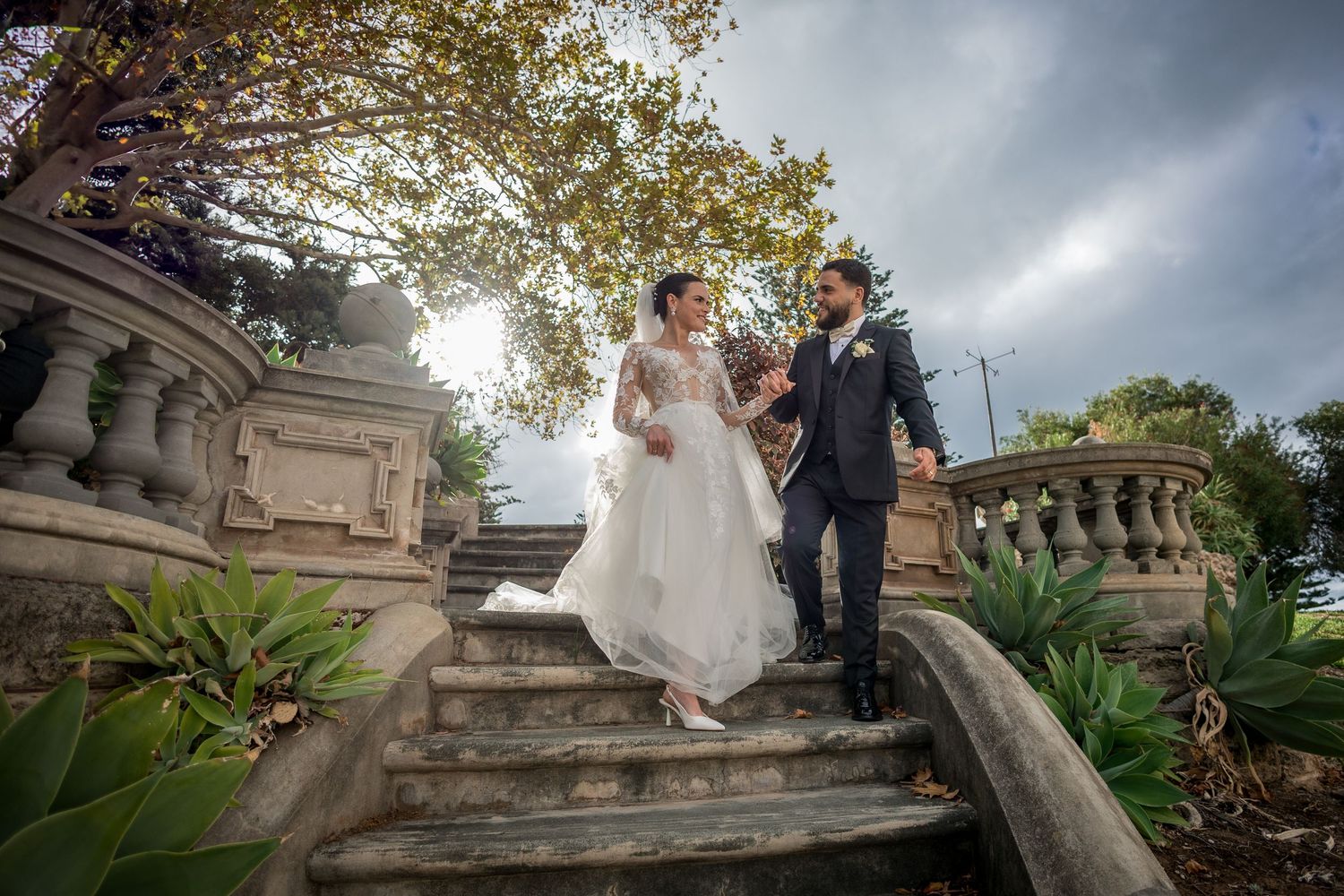 couple portrait session at Cottlesloe Civic Centre