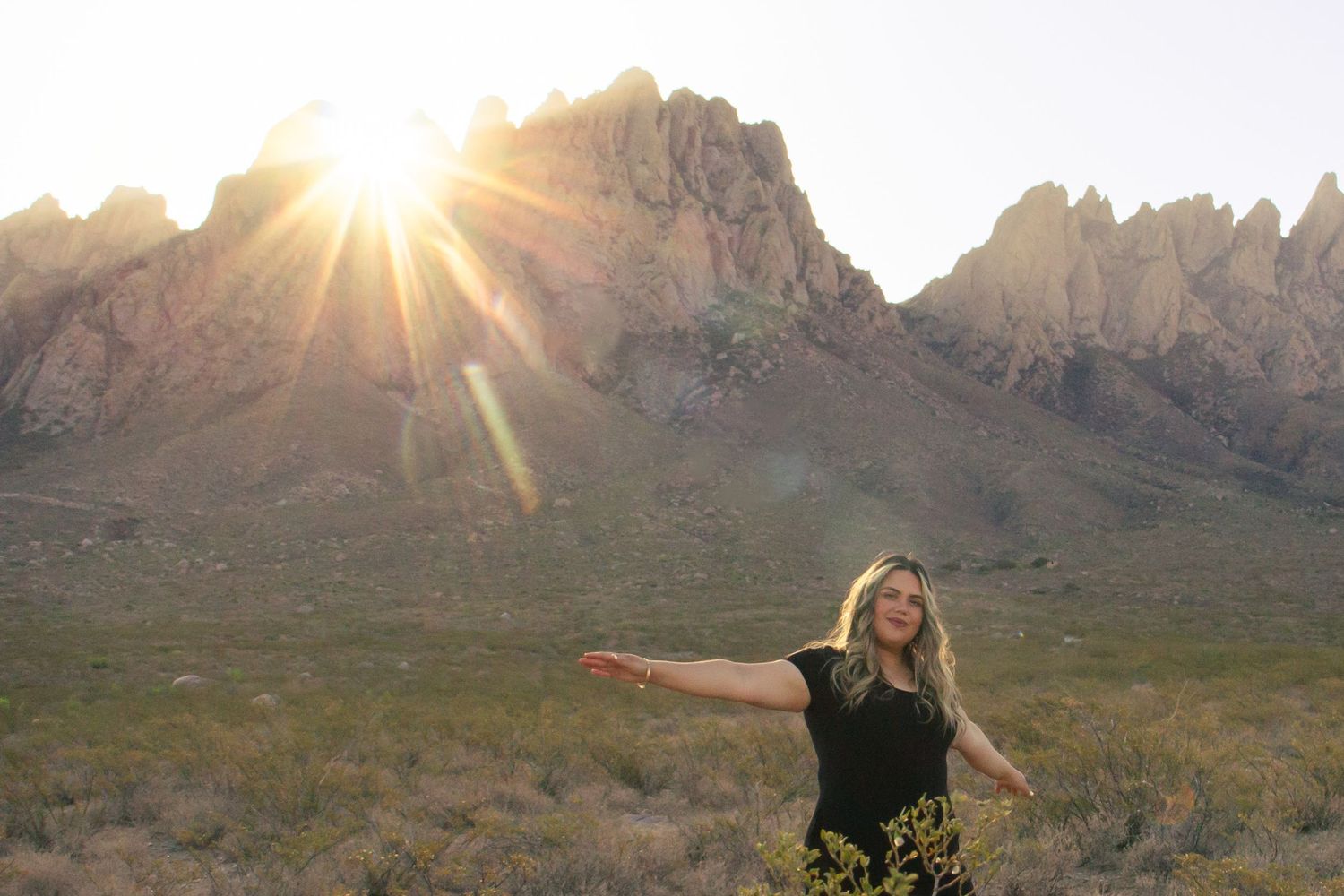 Las Cruces, New Mexico Photographer capturing your love story. Couples, weddings, engagements, proposals, elopements in New Mexico and world