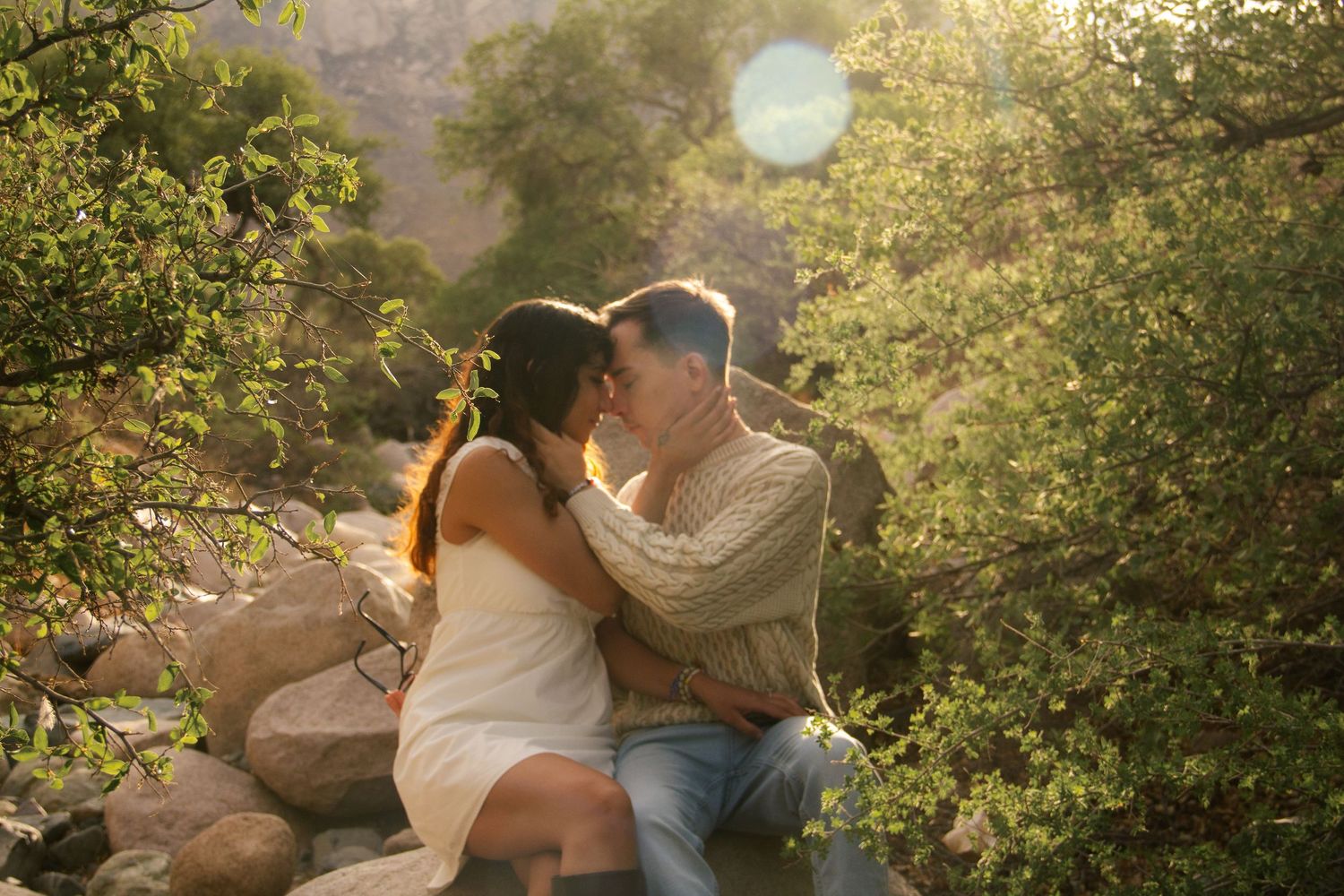 Las Cruces, New Mexico Photographer capturing your love story. Couples, weddings, engagements, proposals, elopements, seniors in New Mexico