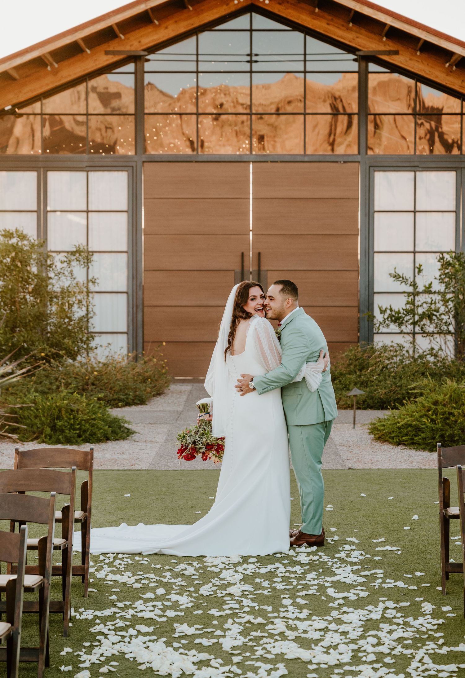 Wedding Photography Arizona
Arizona Wedding Photographer
Set Photography Arizona
Wedding Set Photographer
Wedding Photography in Arizona
Sce