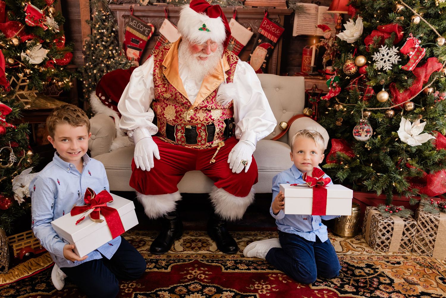 Katie Strzelec Photography Magical Christmas Santa Session