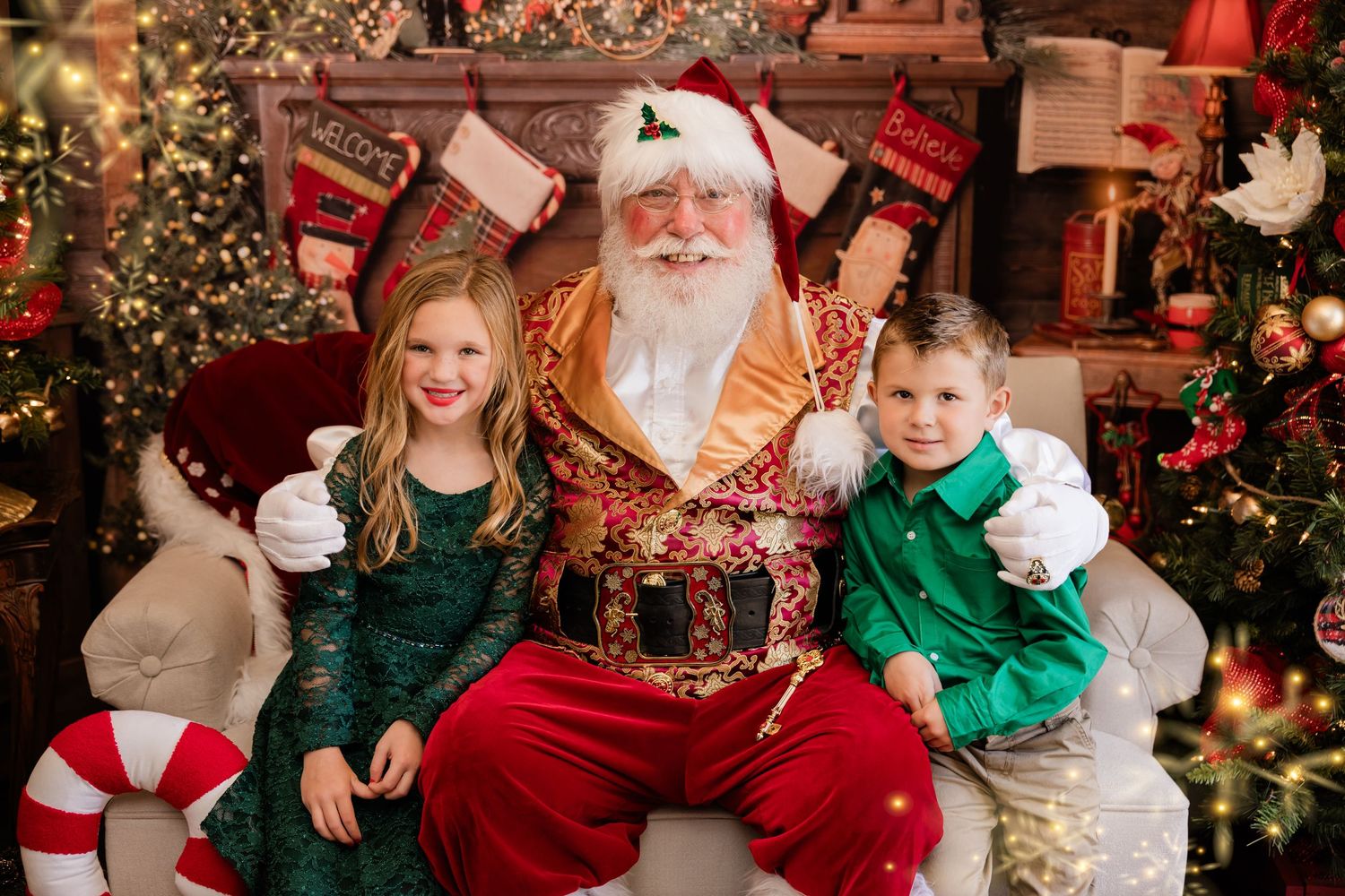 Katie Strzelec Photography Magical Christmas Santa Session