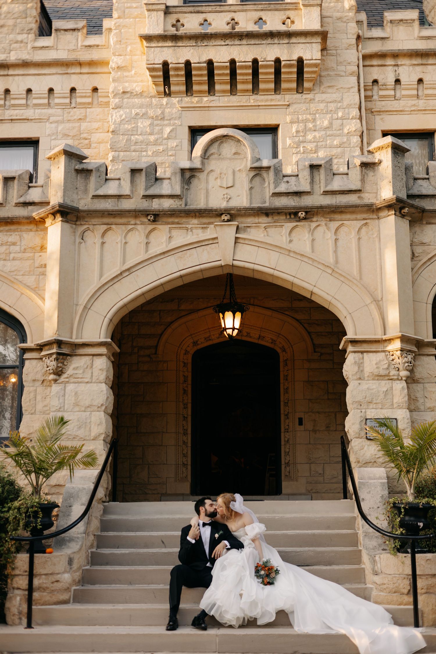 Golden hour wedding photo at Joslyn Castle Gardens, top Omaha wedding photography location for timeless portraits.