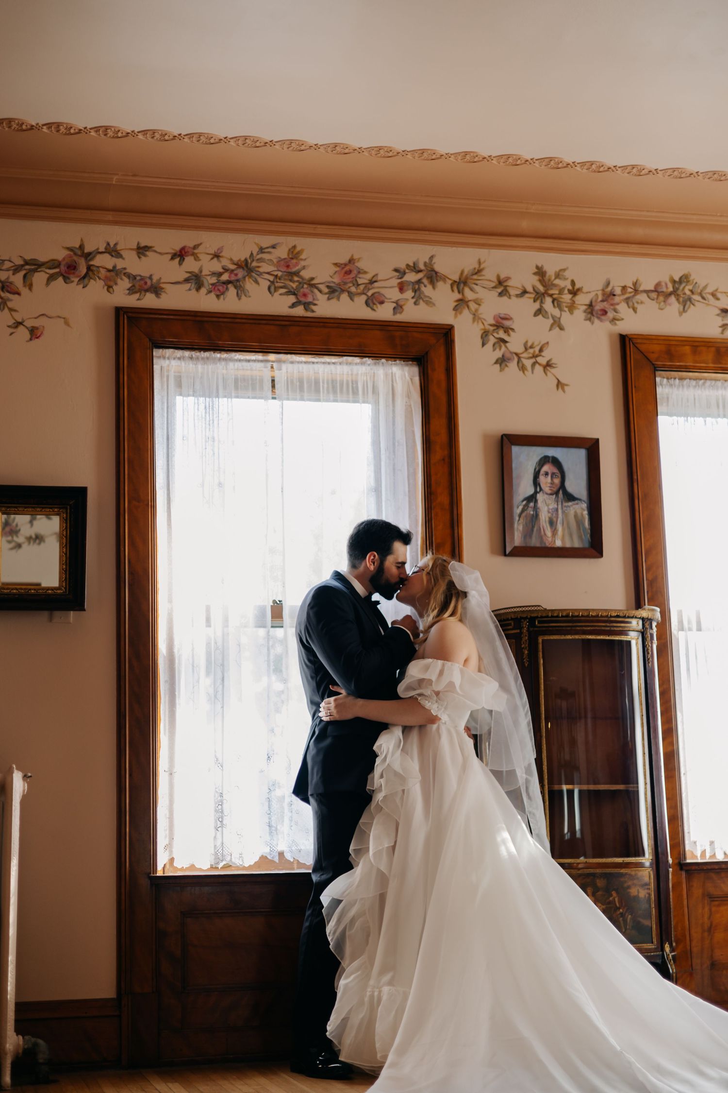 Wedding photography at Joslyn Castle Omaha featuring romantic castle backdrop
