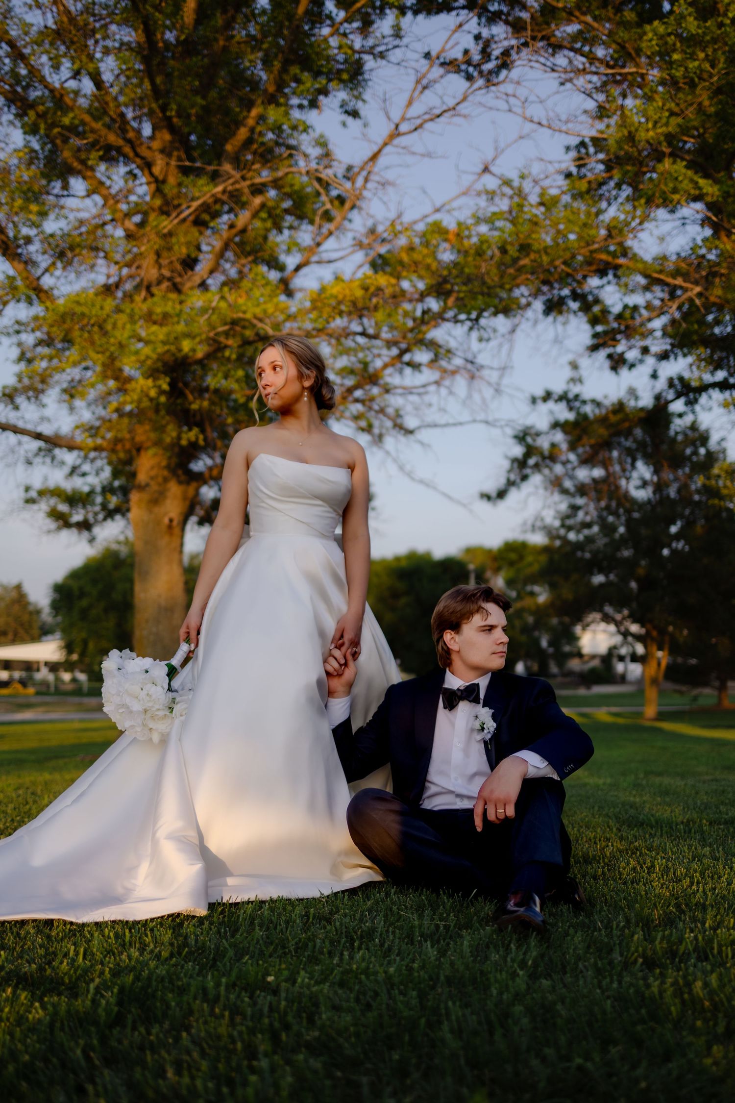 Go behind the scenes in Omaha as I guide wedding clients into natural, candid poses. Real love, real moments—every time. Omaha NE