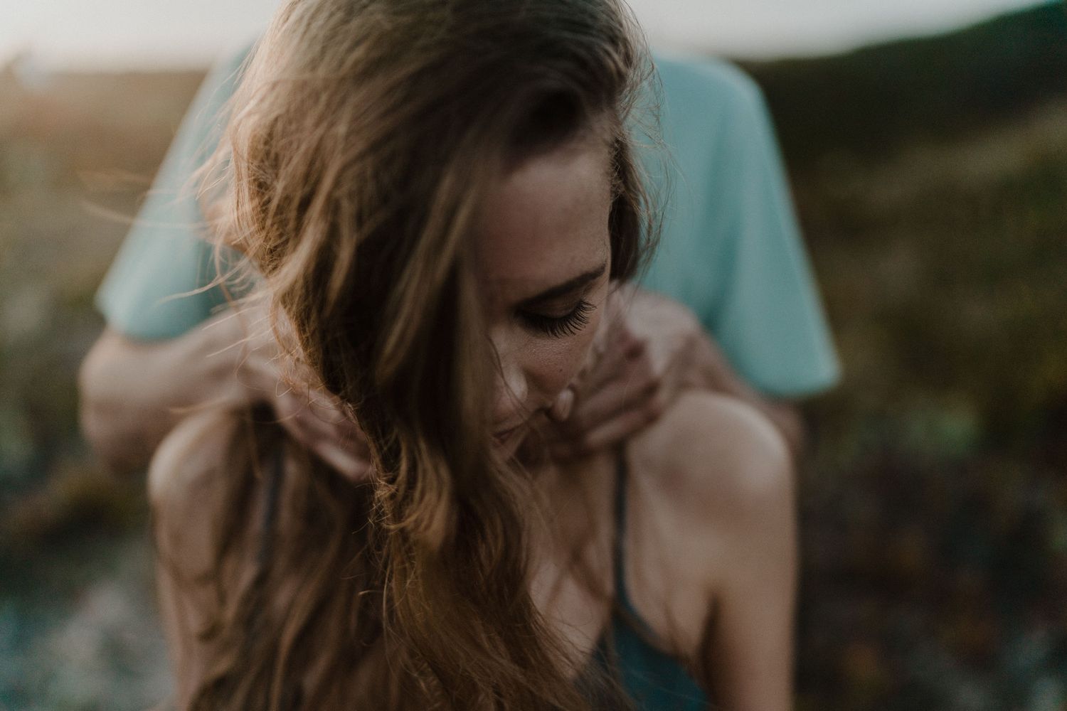 Vidéo de mariage cinématographique tournée en Suisse romande — storytelling émotionnel pour couples à Genève, Lausanne et Vaud, avec une est