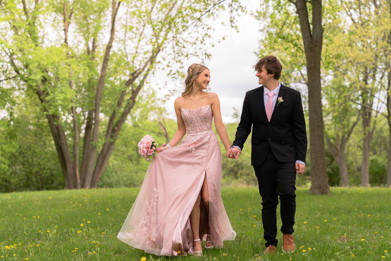 Pike Lake Wisconsin prom session couples photography Hartford Wisconsin