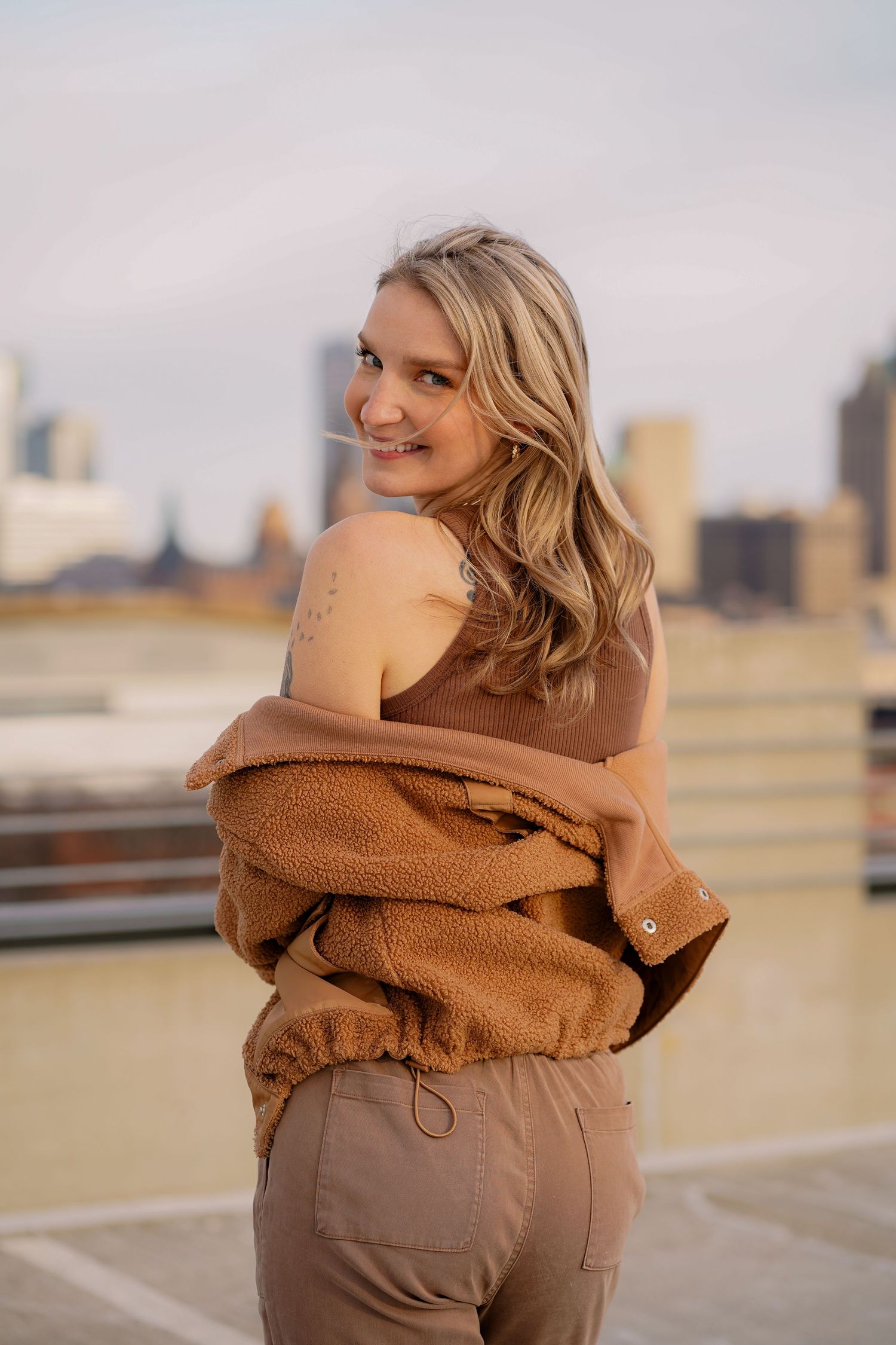 Downtown Milwaukee Wisconsin Headshot Branding Photo Session Best Milwaukee Headshot Photographer Third Ward Rooftop