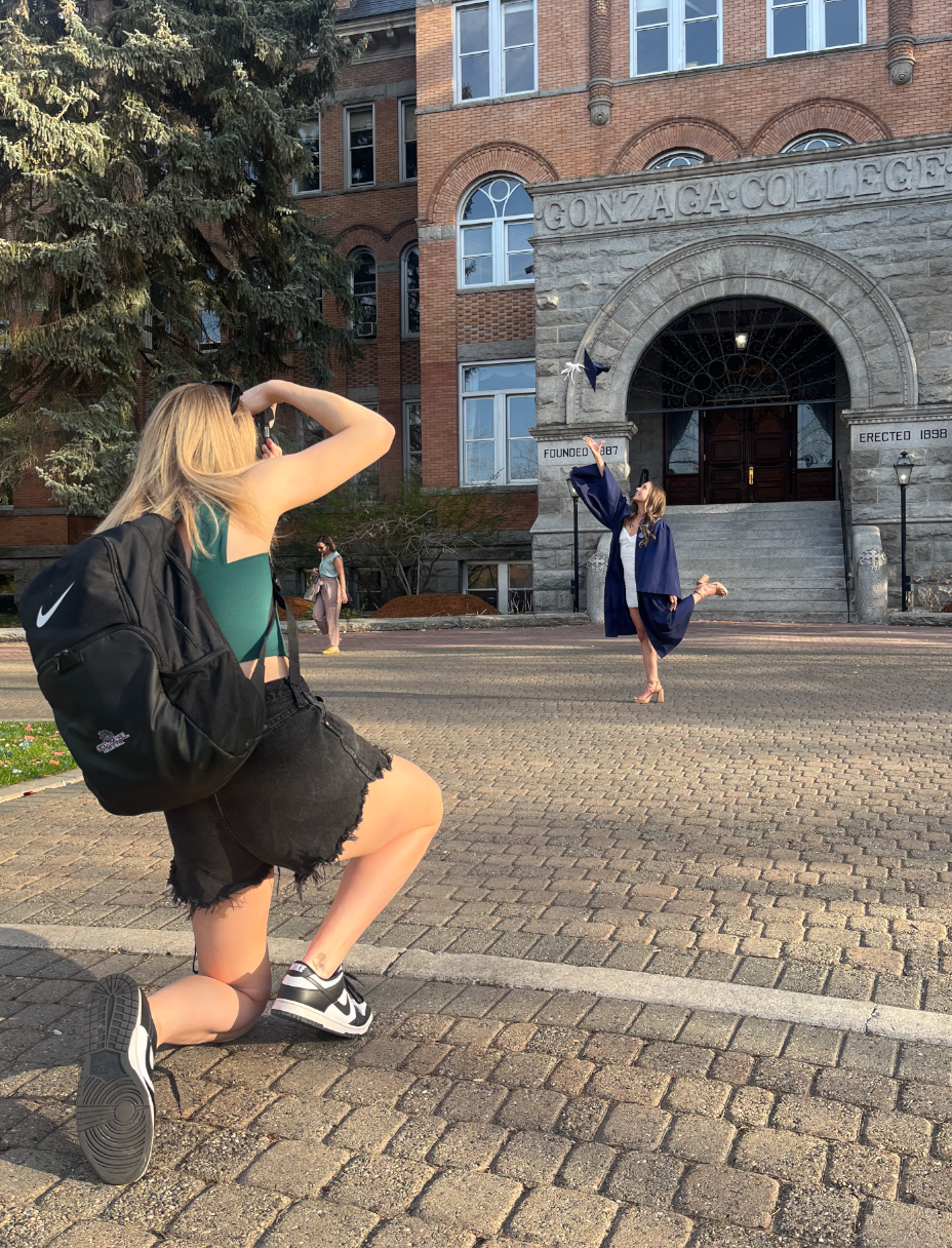 Senior and graduation photography in Portland, Lake Oswego, Beaverton, Tigard, West Linn, and Vancouver WA by Alyssa Hughes Photography.