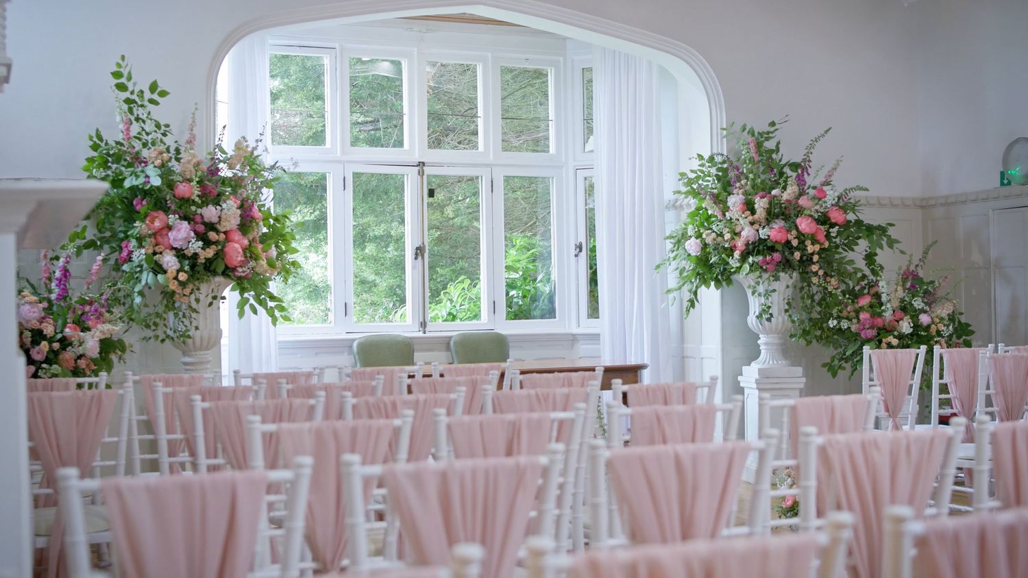 Royston Wedding Photographer & Videographer Cambridgeshire and Hertfordshire