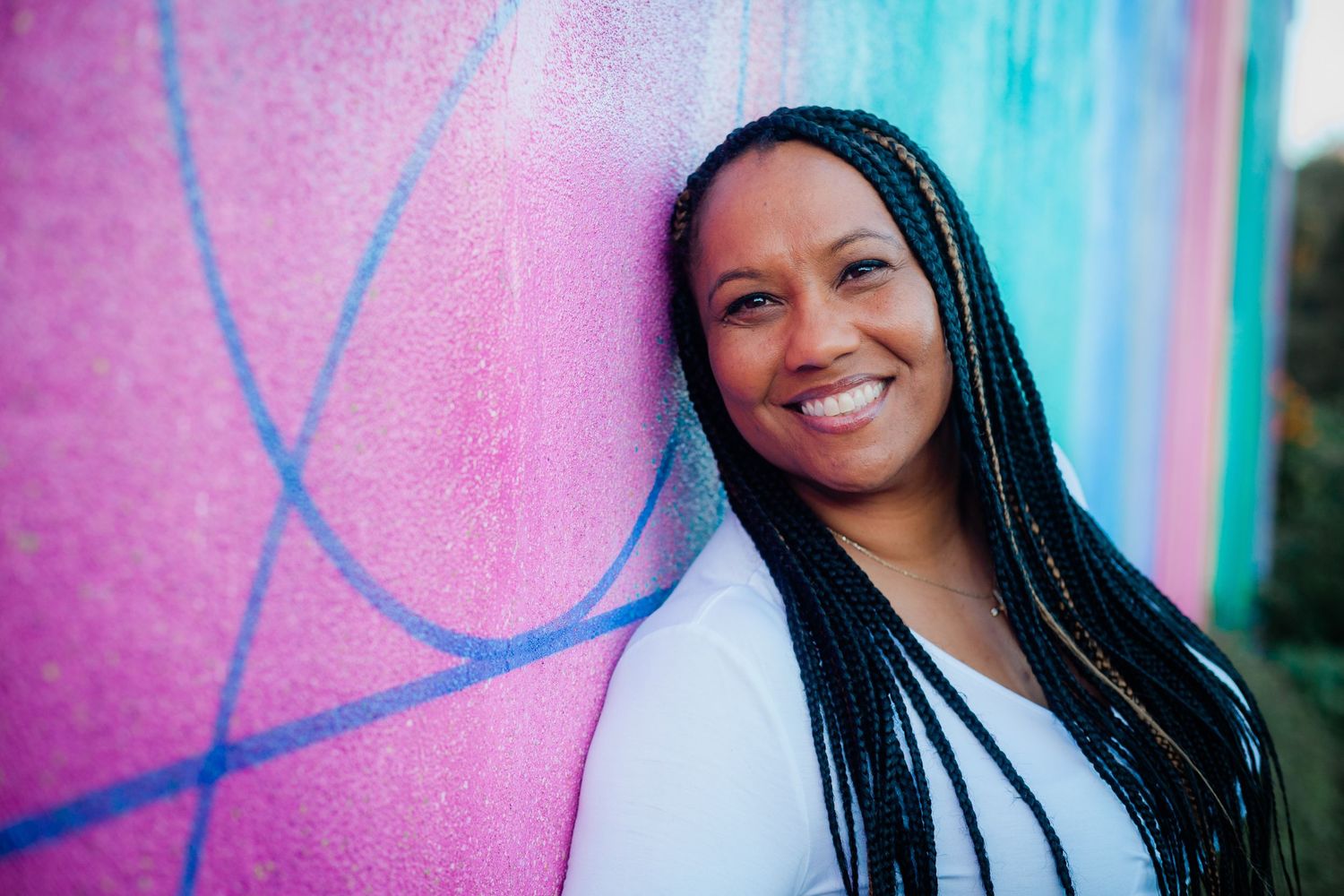 Modern headshot for creative professional – lifestyle brand photography for women in business