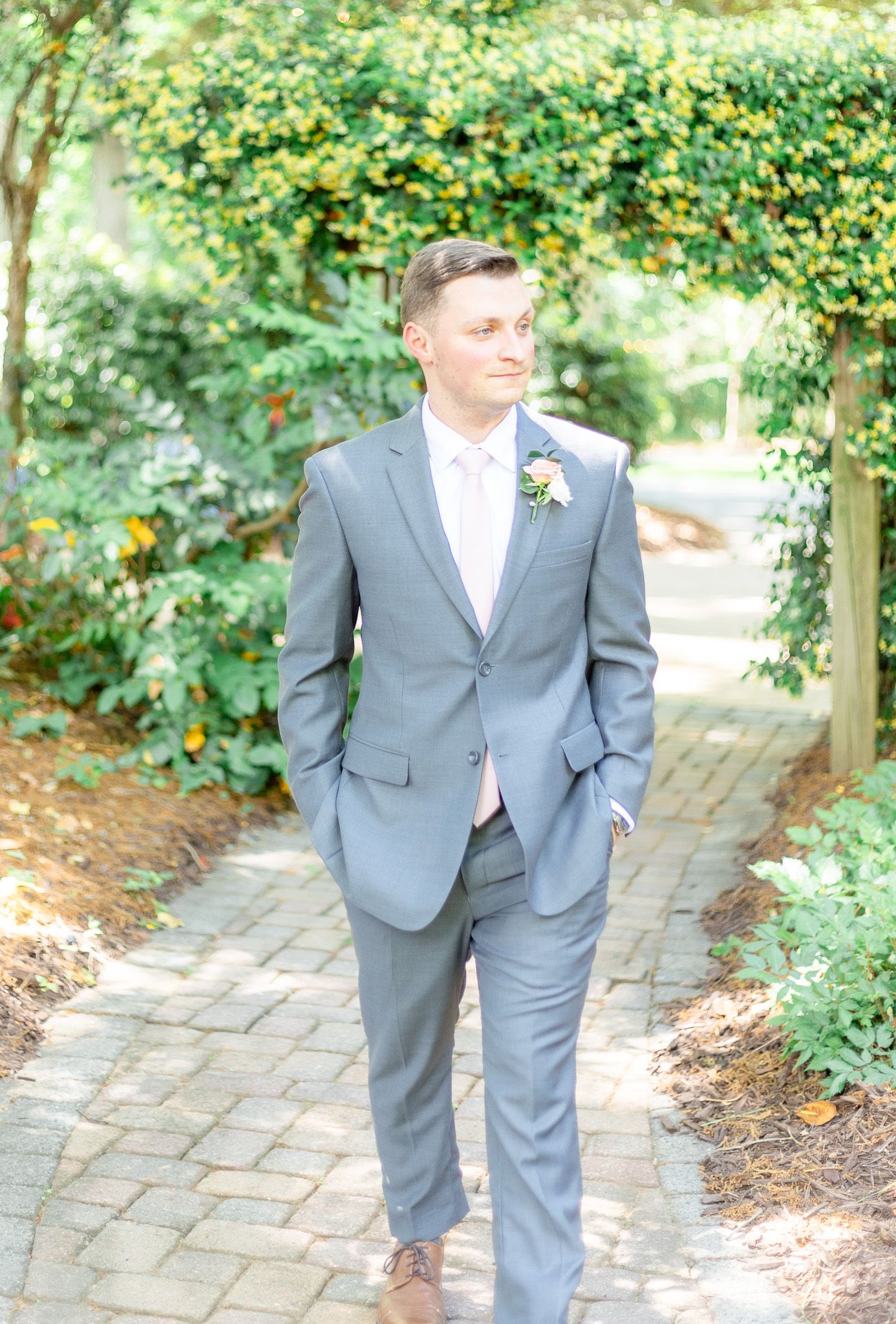 Wedding Photography. Bright and crisp, true to color. Soft and muted.