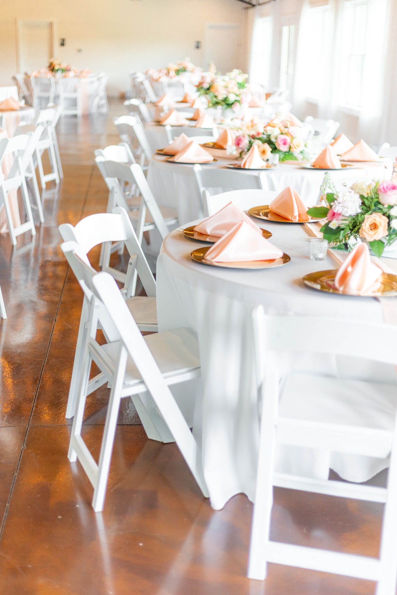 Wedding Photography. Bright and crisp, true to color. Soft and muted. Bright and airy.