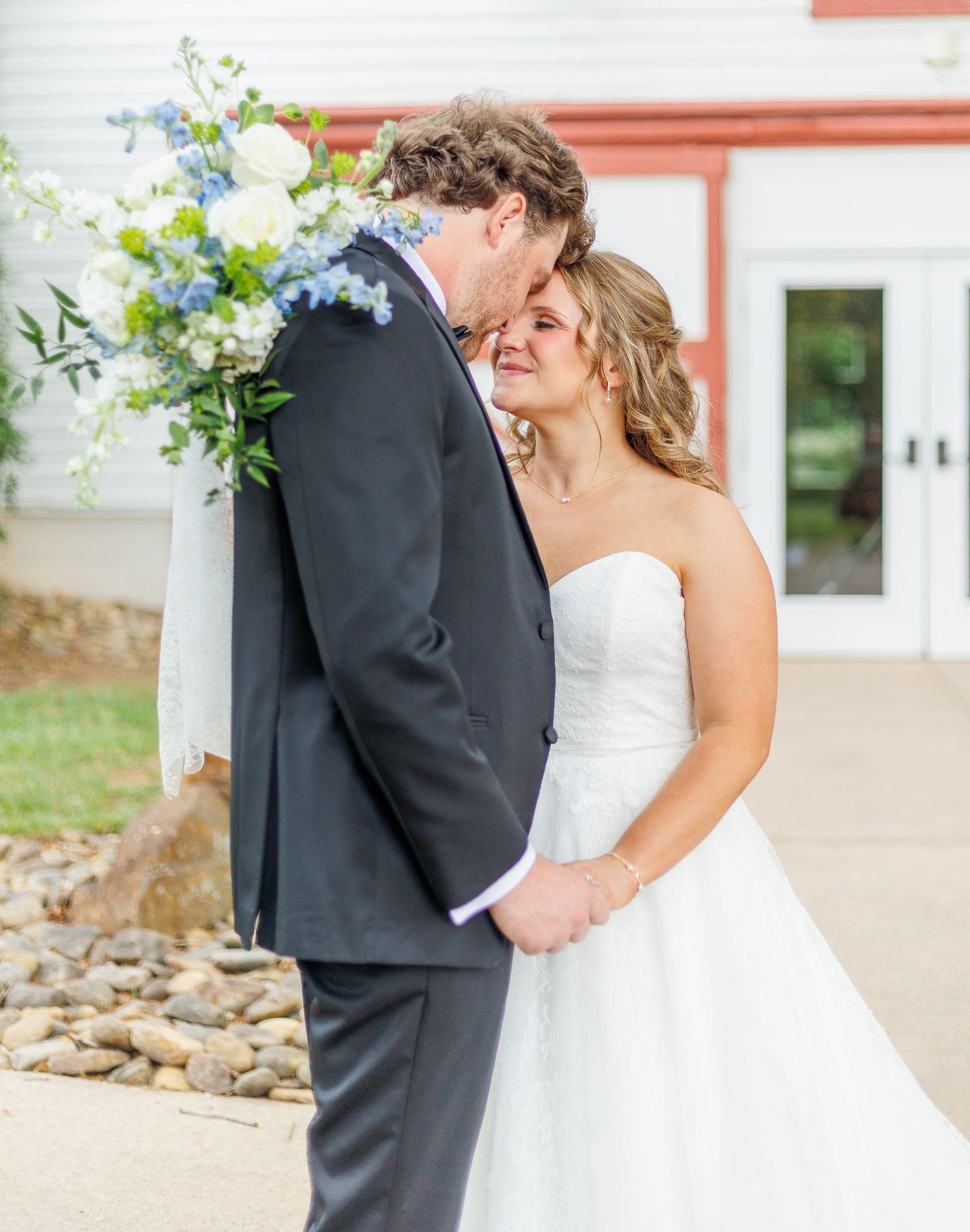 Wedding Photography. Bright and crisp, true to color.