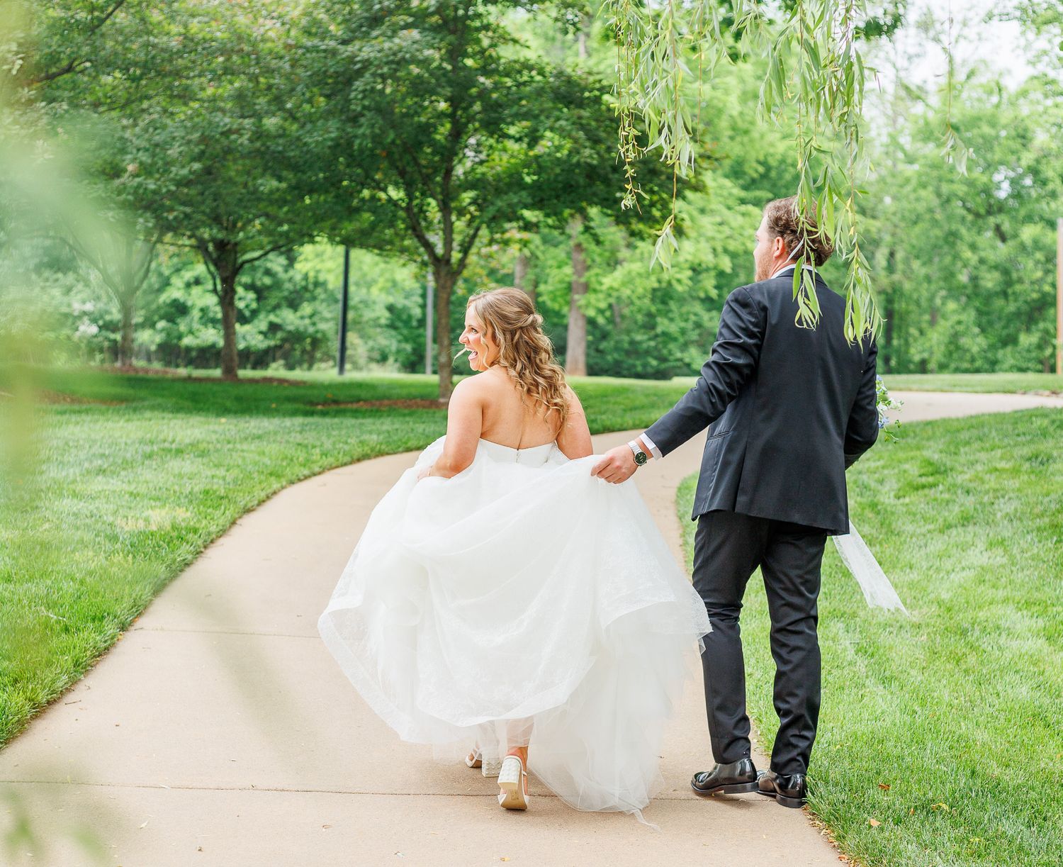 Wedding Photography. Bright and crisp, true to color.