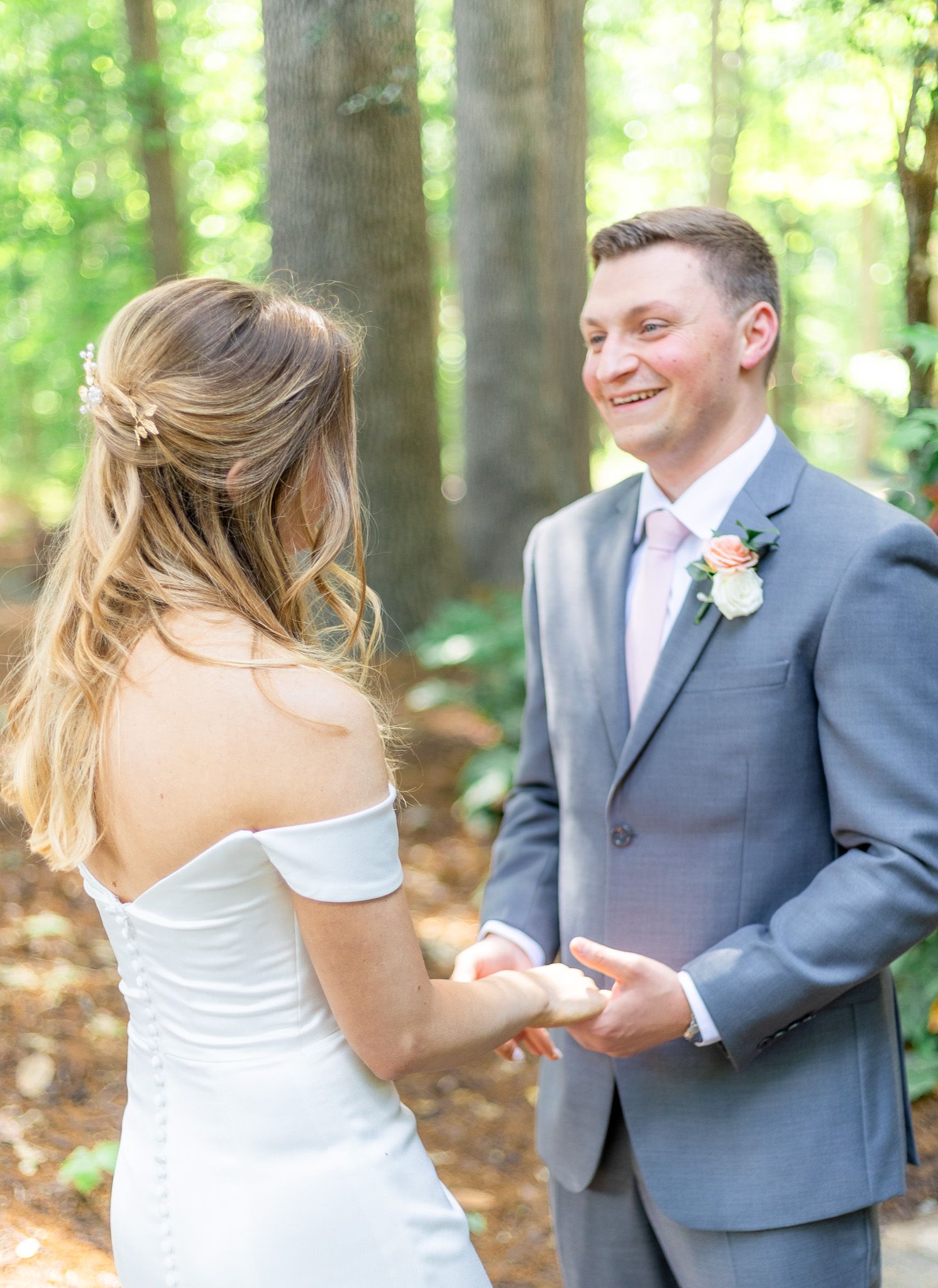 Wedding Photography. Bright and crisp, true to color. Soft and muted.