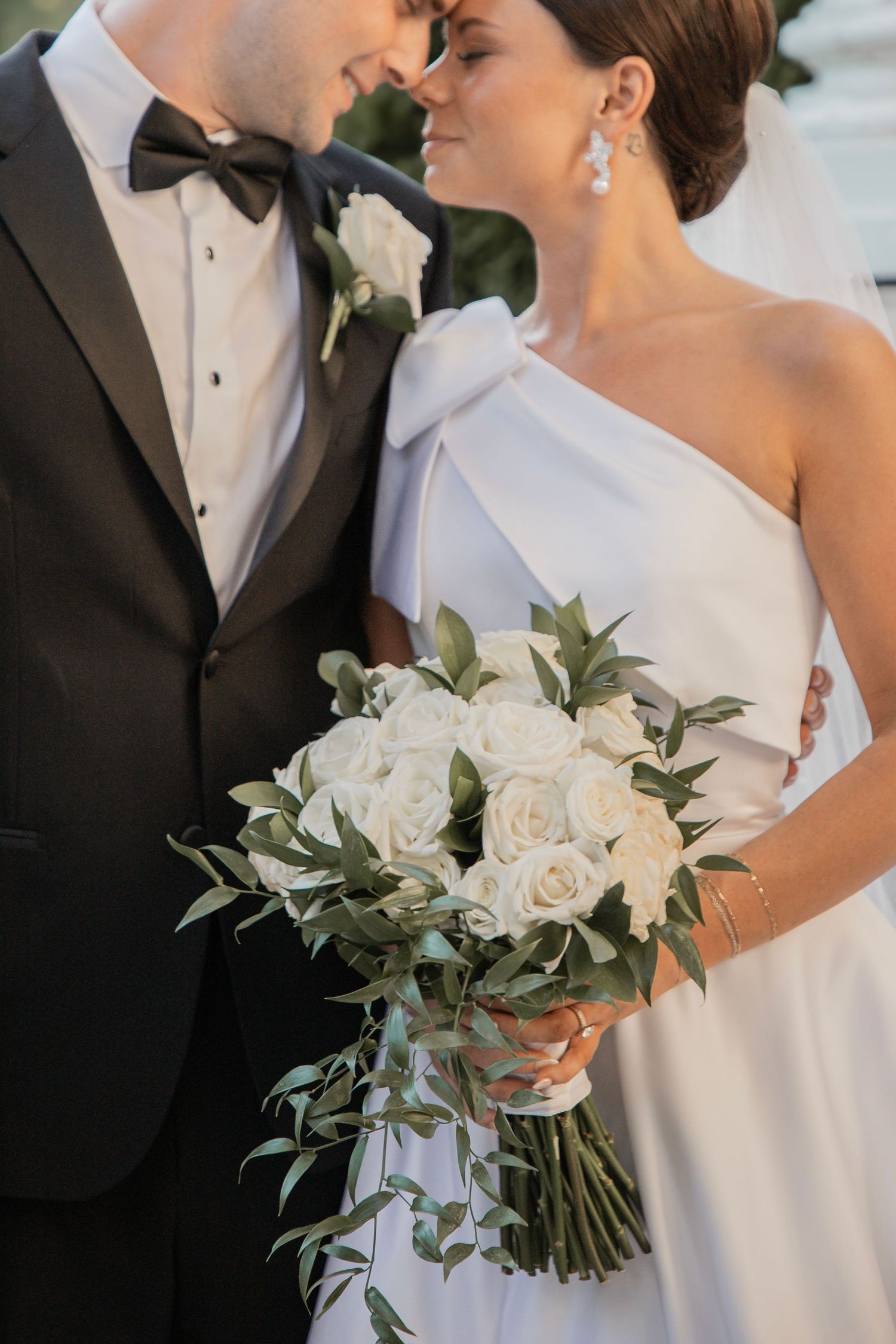 The Louisville Boat Club Wedding, Louisville, Kentucky - Adeva Rae Photography
