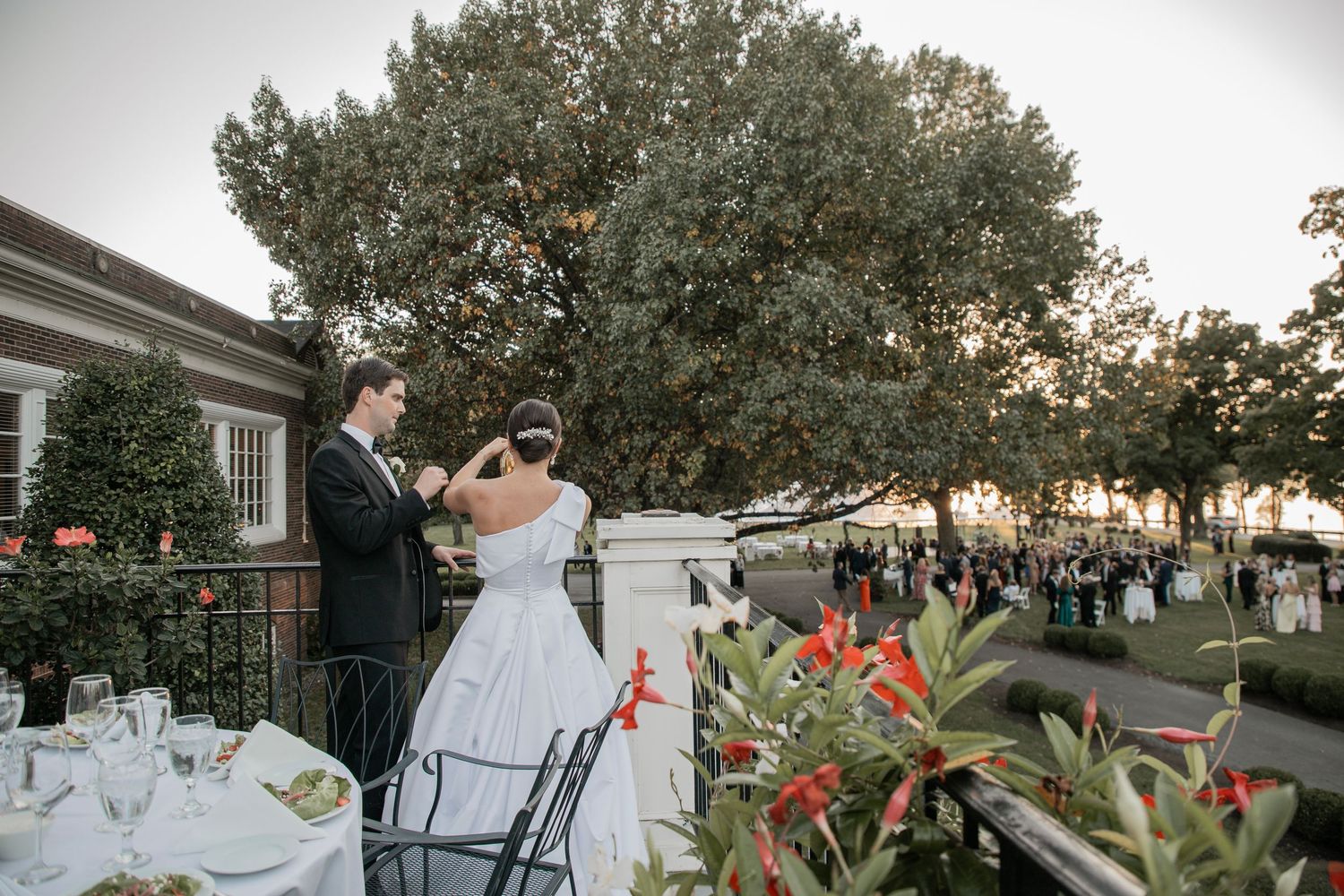 The Louisville Boat Club Wedding, Louisville, Kentucky - Adeva Rae Photography